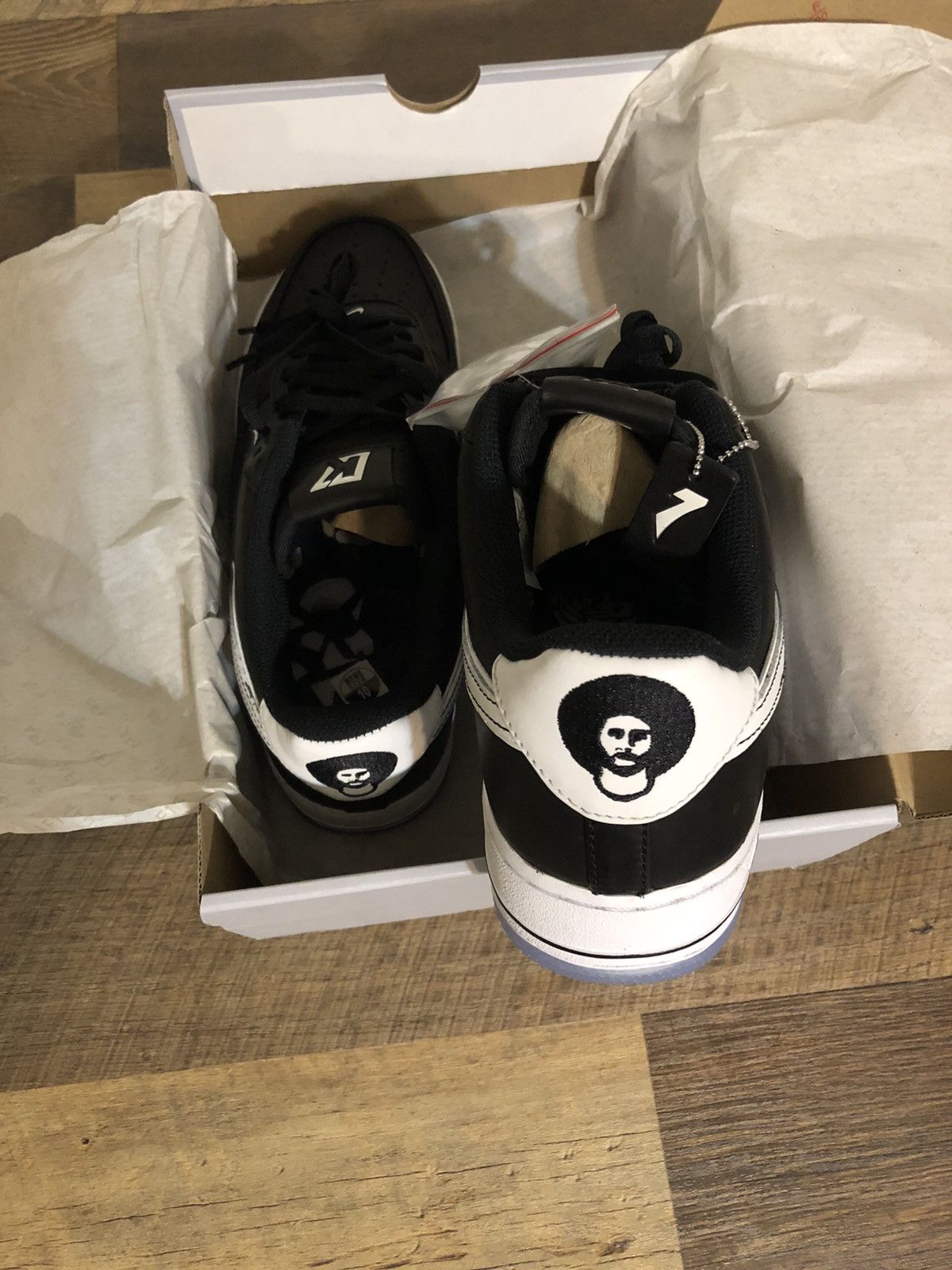 Nike Nike Air Force 1 Low Colin Kaepernick Size US 10 / EU 43 - 4 Thumbnail