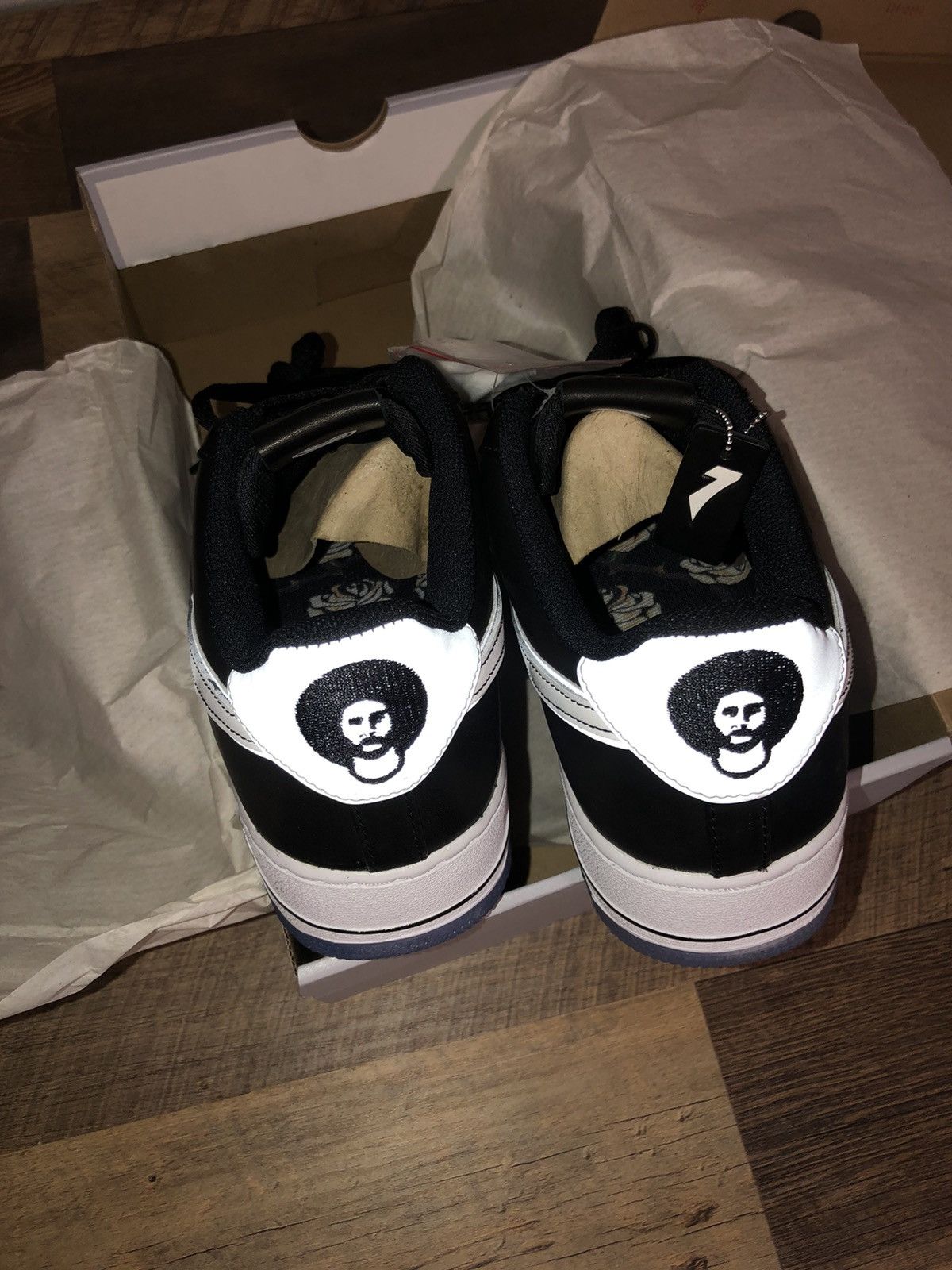 Nike Nike Air Force 1 Low Colin Kaepernick Size US 10 / EU 43 - 5 Thumbnail