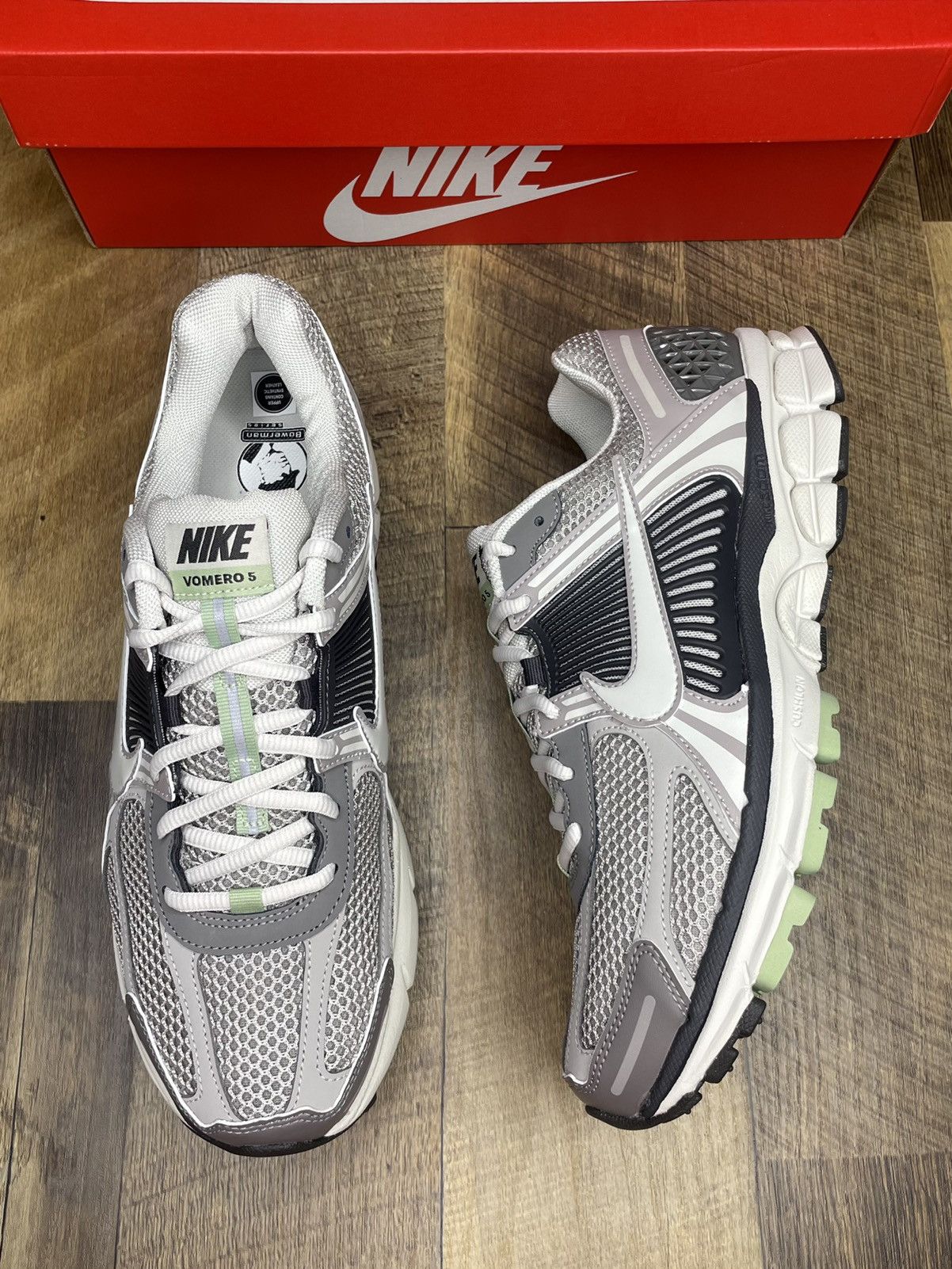 Nike Nike zoom vomero 5 runner womens exclusive 2022 Size US 10.5 / EU 43-44 - 1 Thumbnail