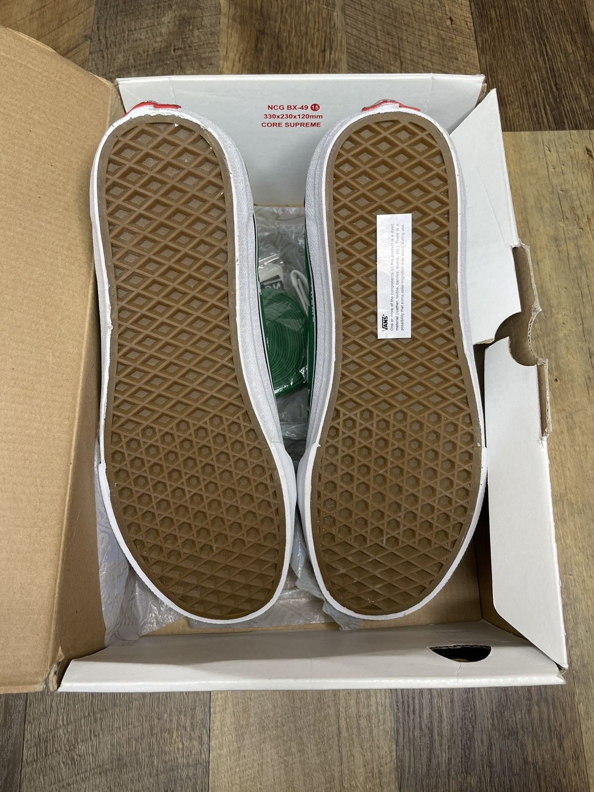 Playboy × Supreme × Vans Supreme Playboy Vans Sk8 hi skate high 2014 Size US 9.5 / EU 42-43 - 5 Thumbnail