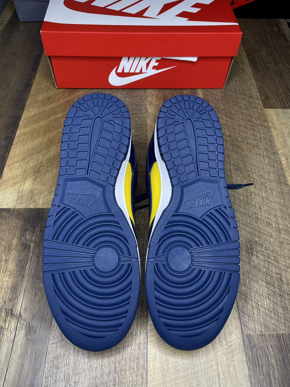 Nike Nike Dunk Low Michigan 2021 retro Size US 10 / EU 43 - 3 Thumbnail