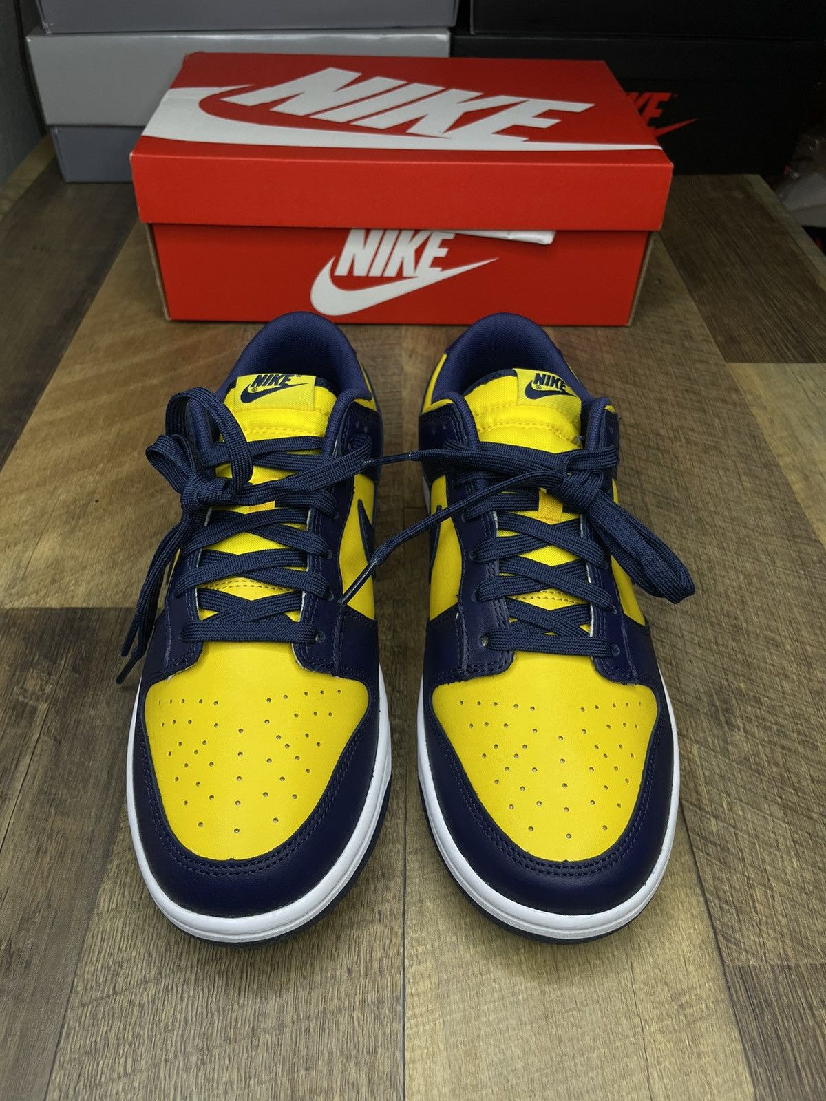 Nike Nike Dunk Low Michigan 2021 retro Size US 10 / EU 43 - 2 Thumbnail