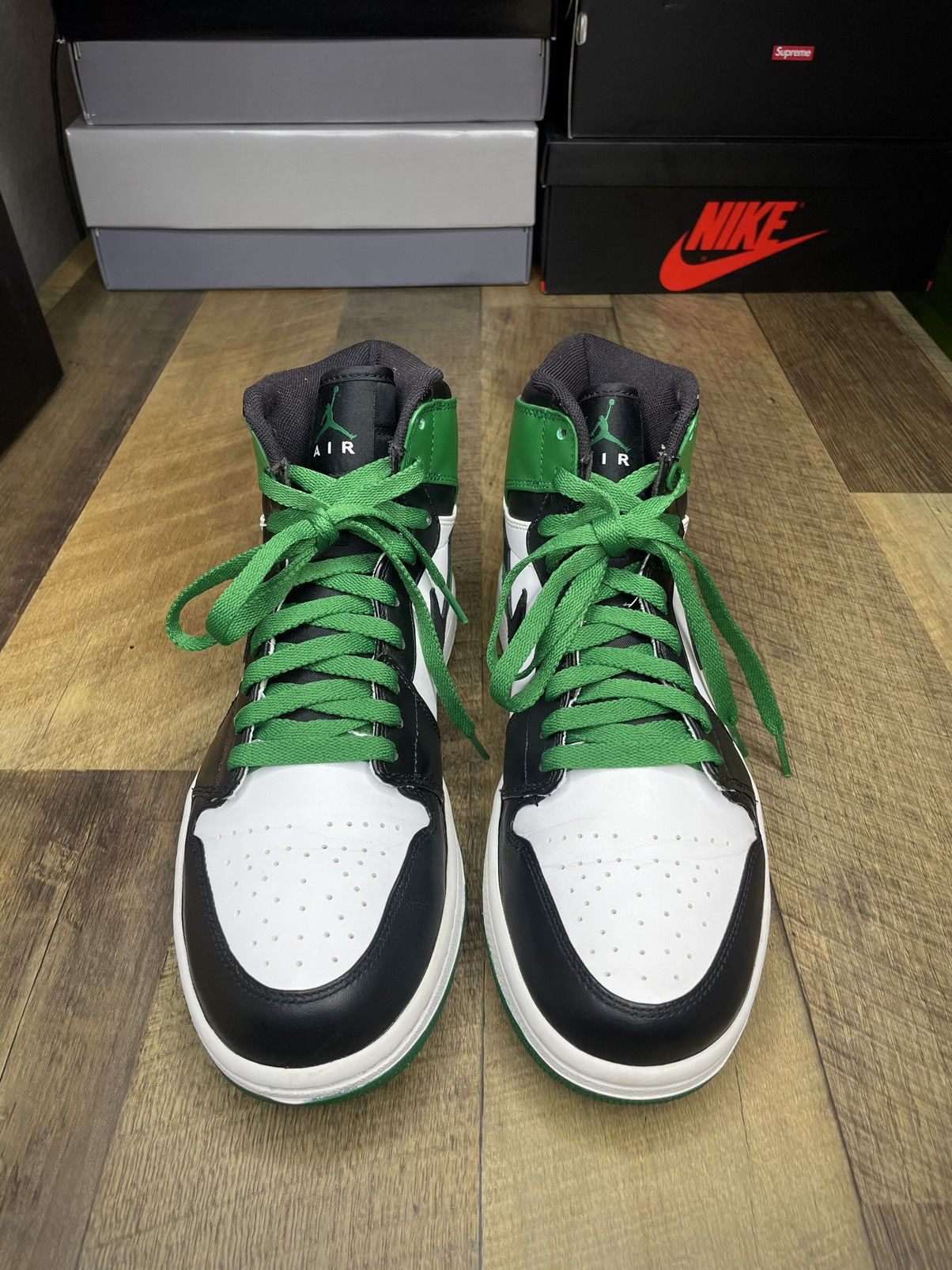 Jordan Brand × Nike Nike Air Jordan 1 retro High DMP Bulls Celtics pack 2009 Size US 9.5 / EU 42-43 - 2 Thumbnail