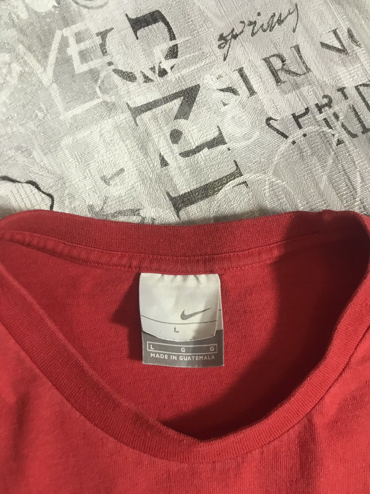 Vintage Vintage Nike t-shirt Size US L / EU 52-54 / 3 - 6 Thumbnail