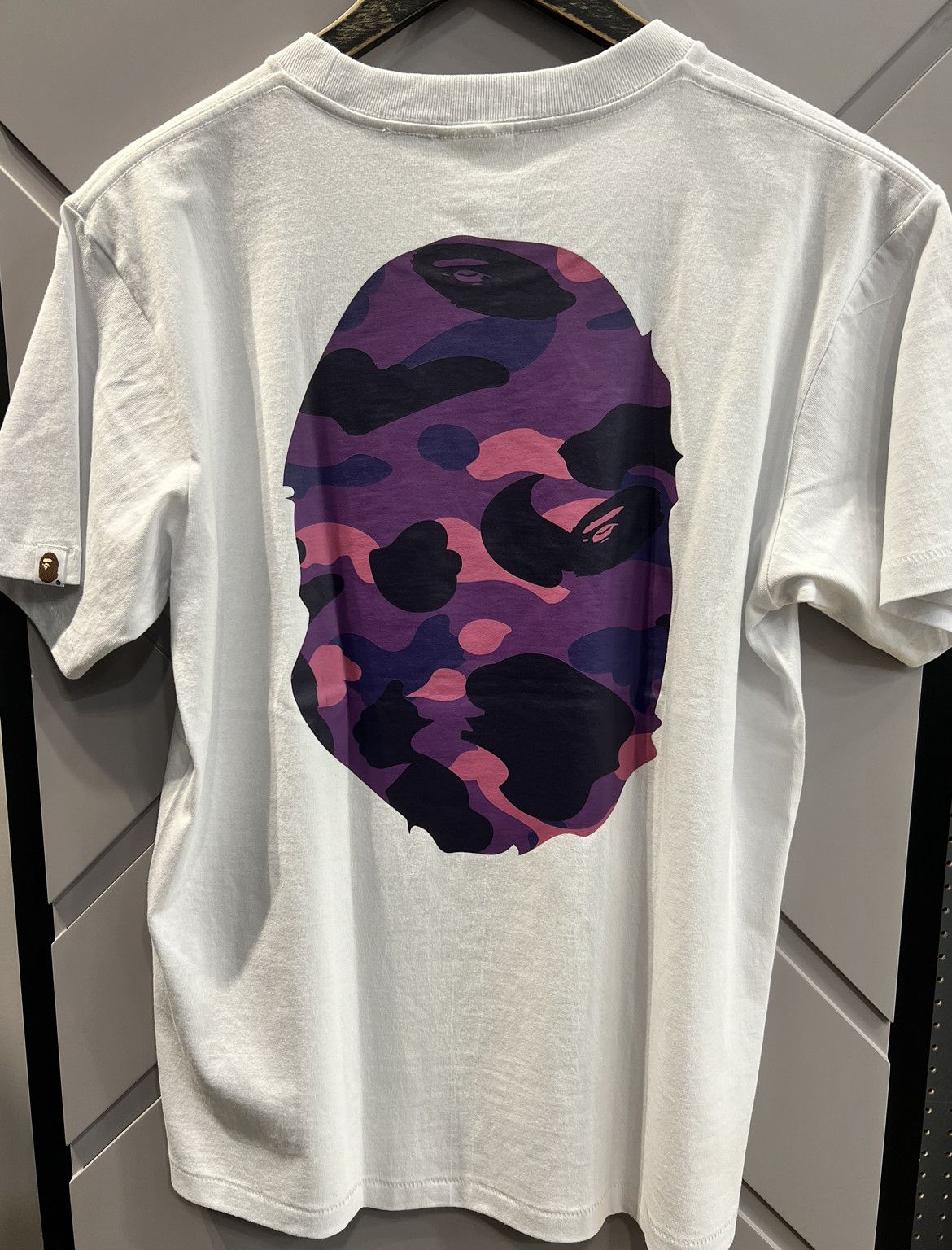 Bape BAPE Color Camo Big Ape Head T-Shirt (SS20) White/Purple Size US M / EU 48-50 / 2 - 2 Thumbnail