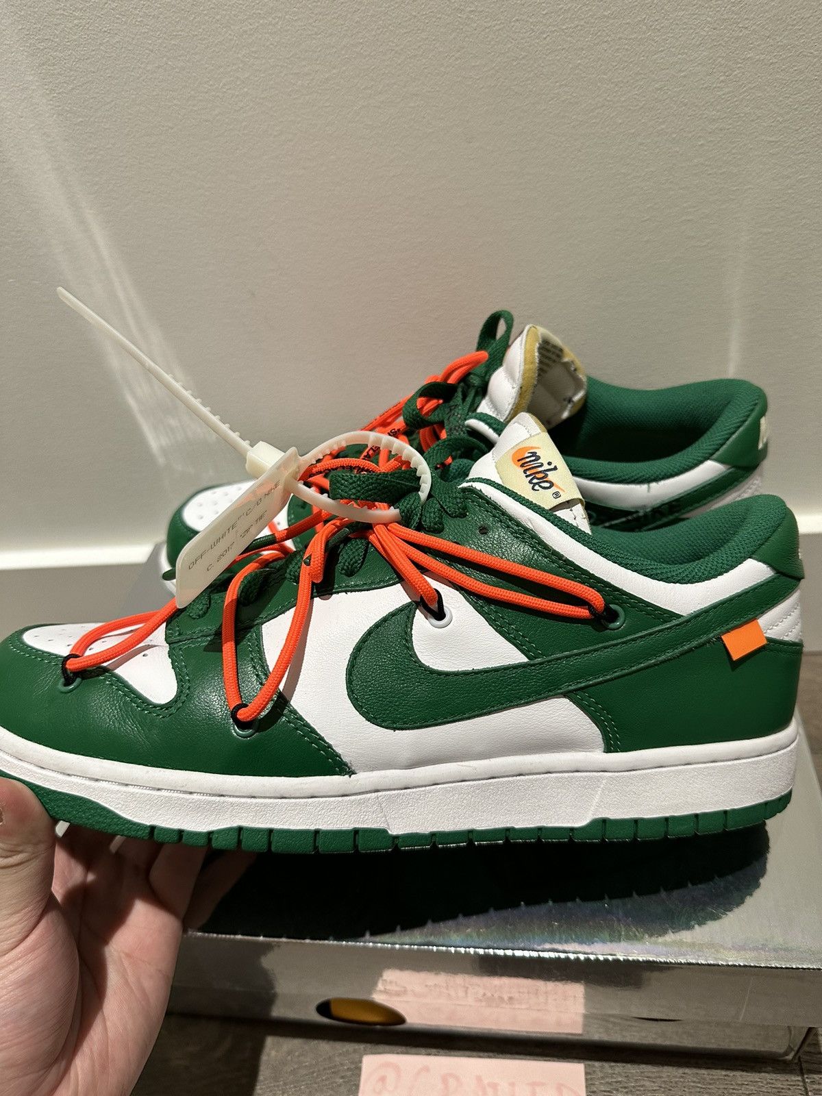 Nike × Off-White Nike Offwhite Pine Green Dunk Low Size US 10 / EU 43 - 2 Thumbnail