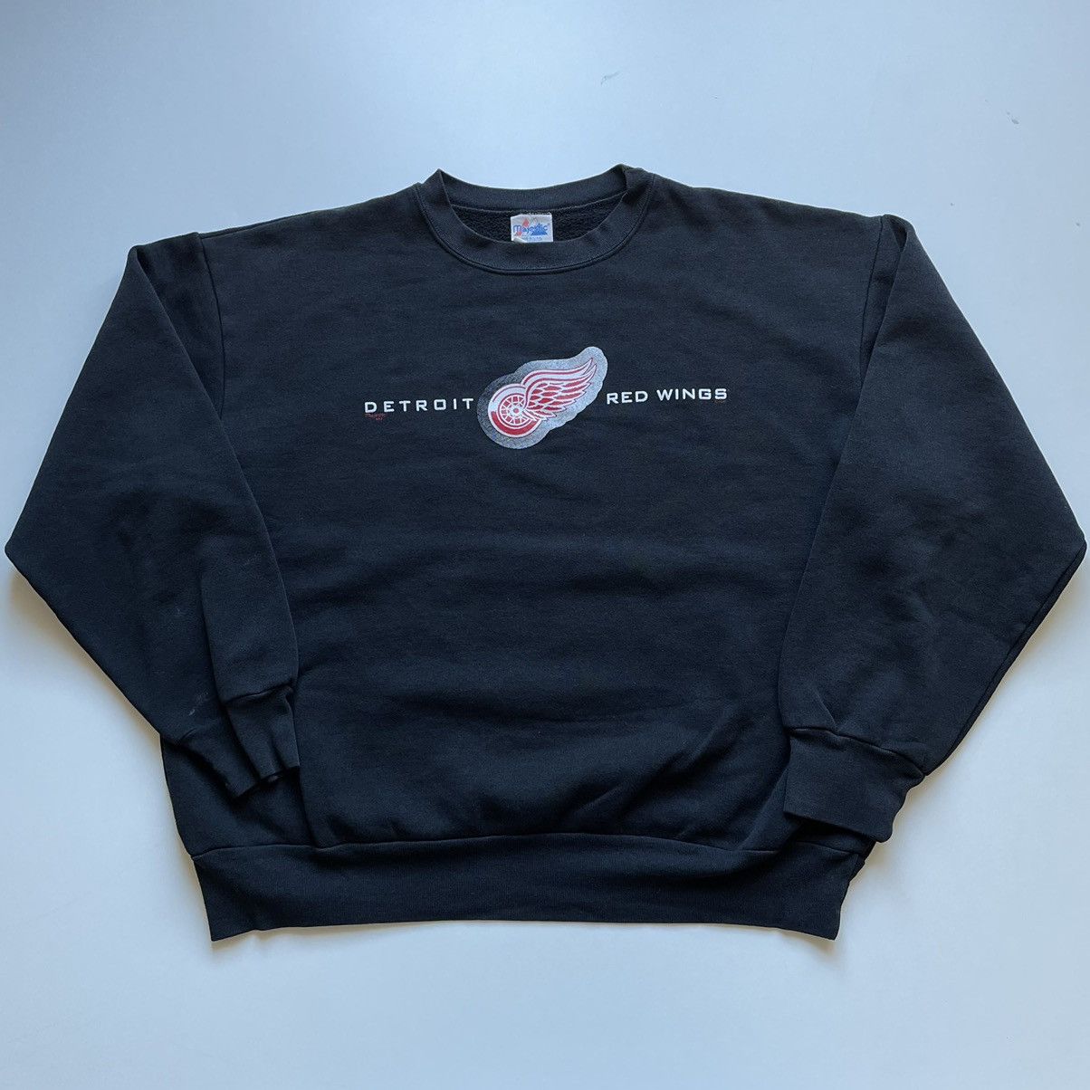 image of 90's Detroit Red Wings Nhl Graphic Crewneck XL in Black, Men's