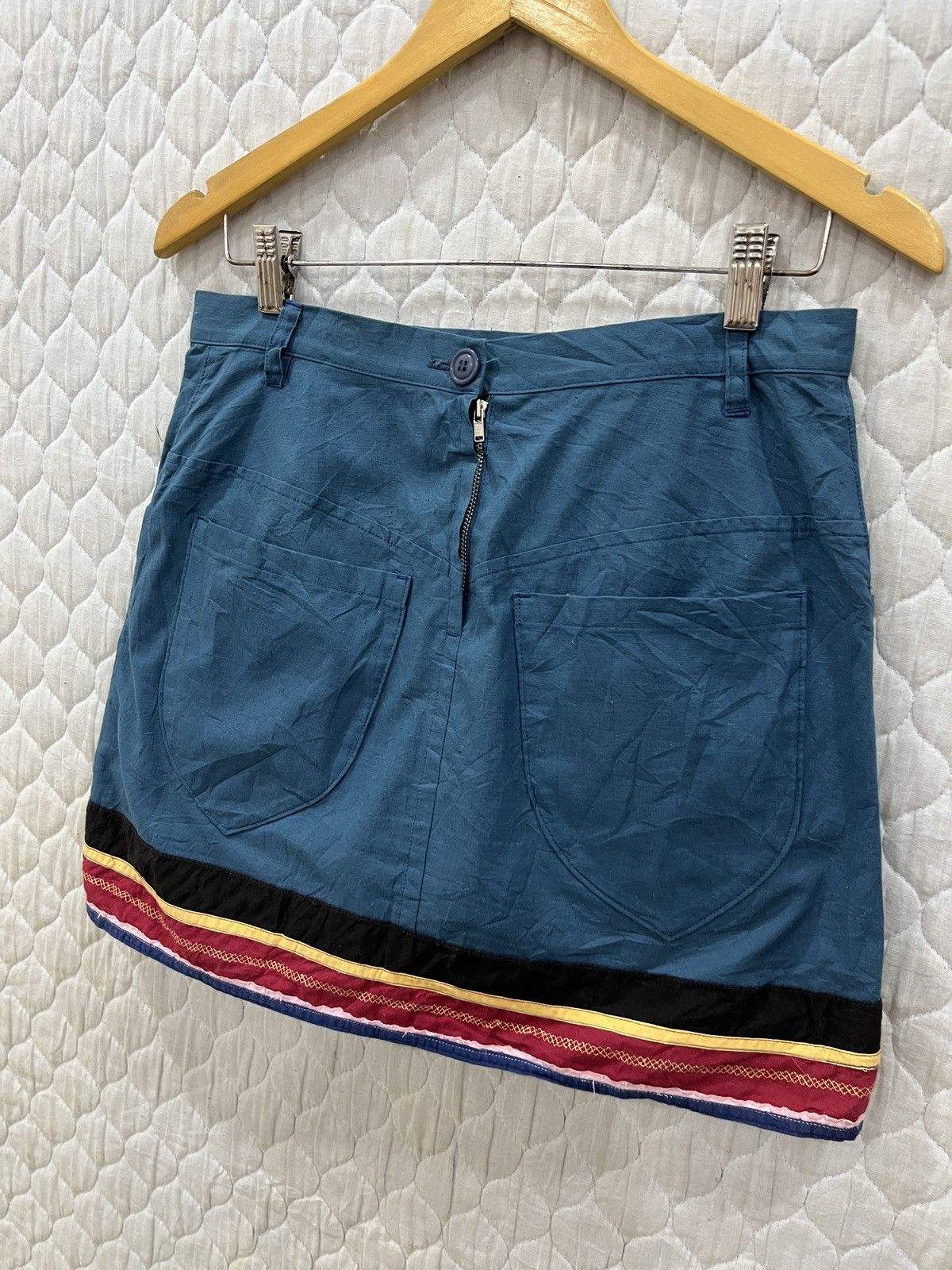 Issey Miyake (Ooo). ISSEY MIYAKE SUNAO KUWAHARA MULTI POCKET SKIRTS Size 30" / US 8 / IT 44 - 2 Thumbnail