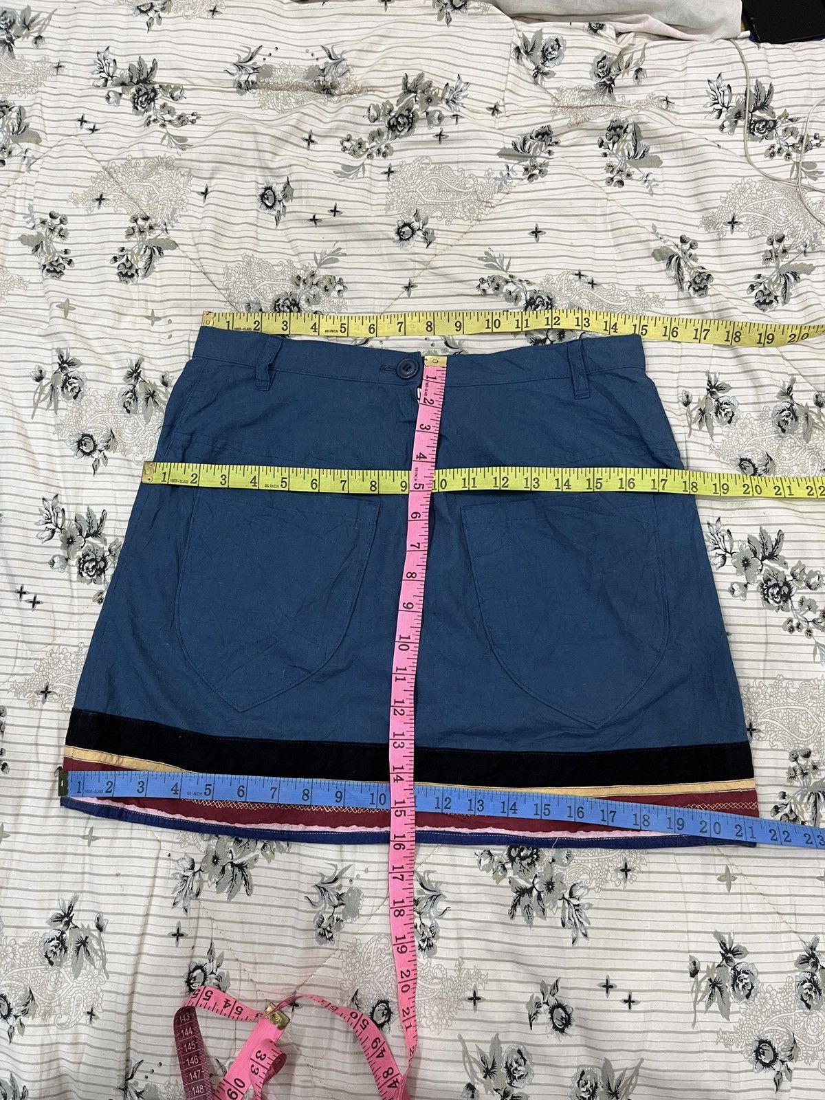 Issey Miyake (Ooo). ISSEY MIYAKE SUNAO KUWAHARA MULTI POCKET SKIRTS Size 30" / US 8 / IT 44 - 13 Thumbnail