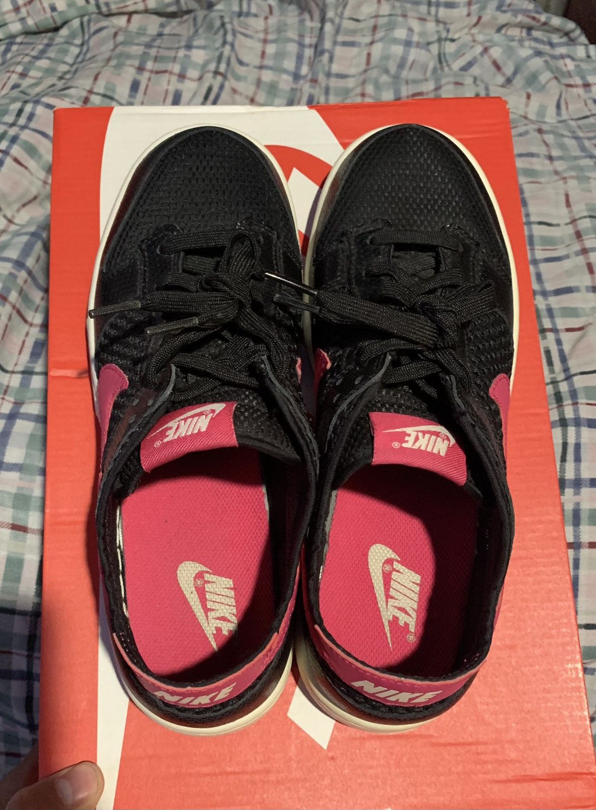 Nike Dunk Low Mesh Black Pink 2012 Size US 8 / EU 41 - 4 Thumbnail