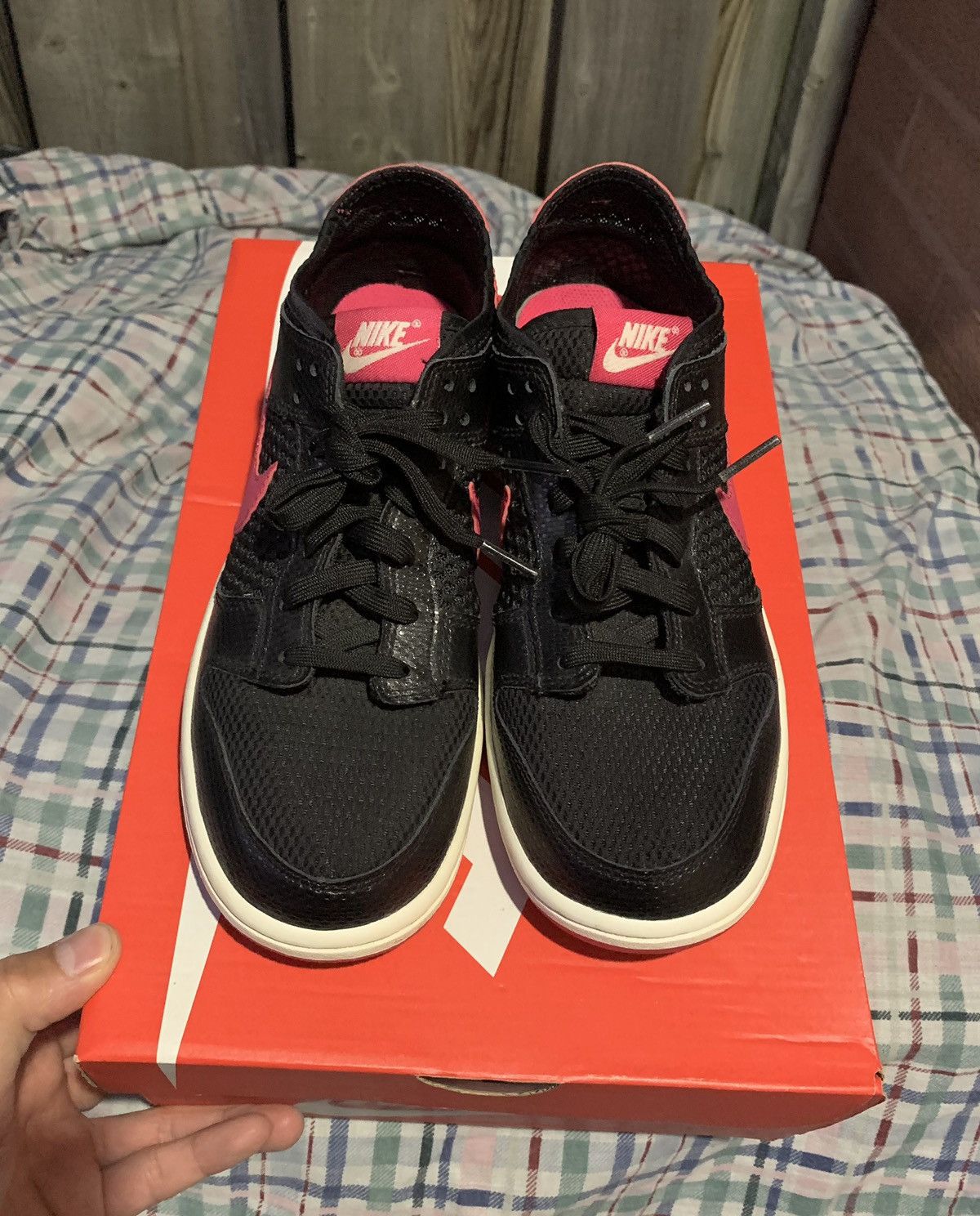 Nike Dunk Low Mesh Black Pink 2012 Size US 8 / EU 41 - 2 Thumbnail