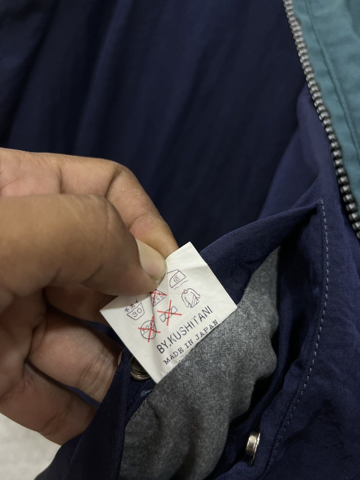 Kadoya (Ww). KUSHITANI RACING RIVERSIBLE BIG LOGO JACKET Size US L / EU 52-54 / 3 - 17 Thumbnail