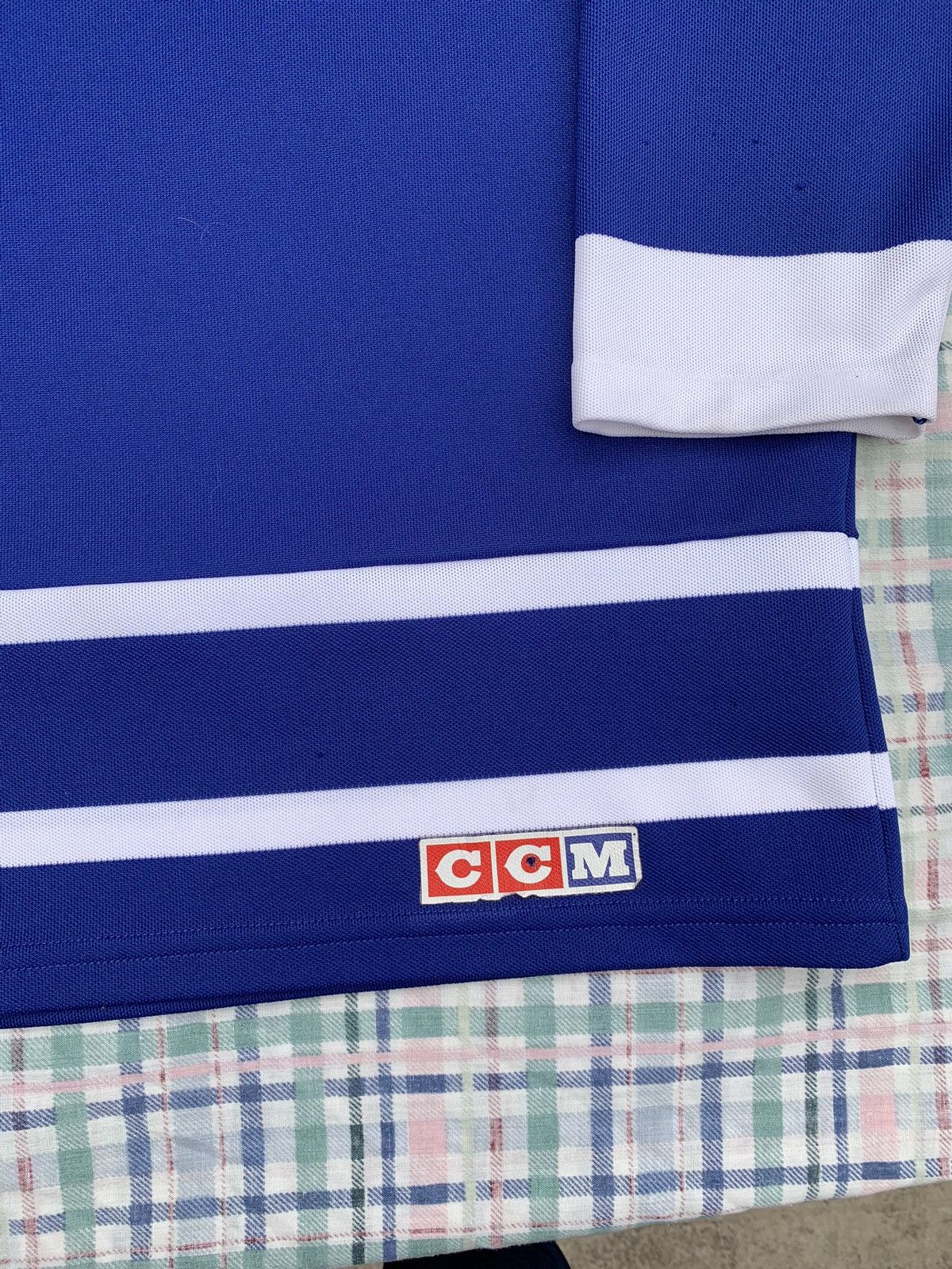Ccm × NHL × Vintage Vintage CCM Toronto Maple Leafs NHL Jersey Size US XS / EU 42 / 0 - 4 Thumbnail