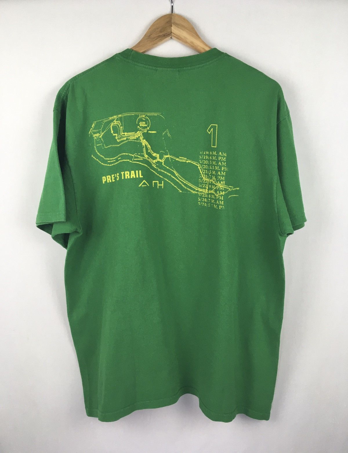 Nike × Vintage Vintage Nike Oregon Central Logo t-shirt Size US L / EU 52-54 / 3 - 3 Thumbnail