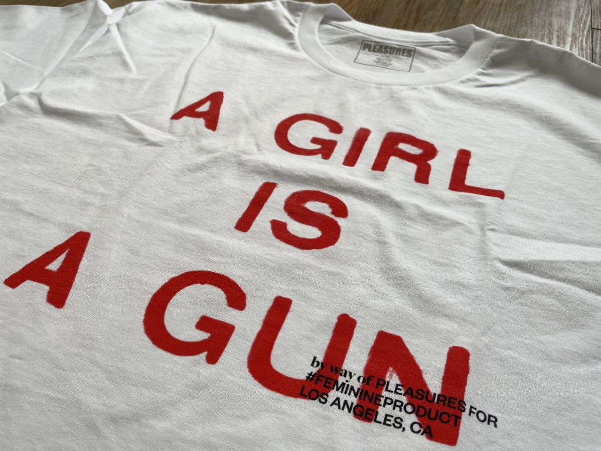 Pleasures 2XL XXL White A Girl is A Gun Tee Shirt Merch Joy Red Black Size US XXL / EU 58 / 5 - 2 Thumbnail