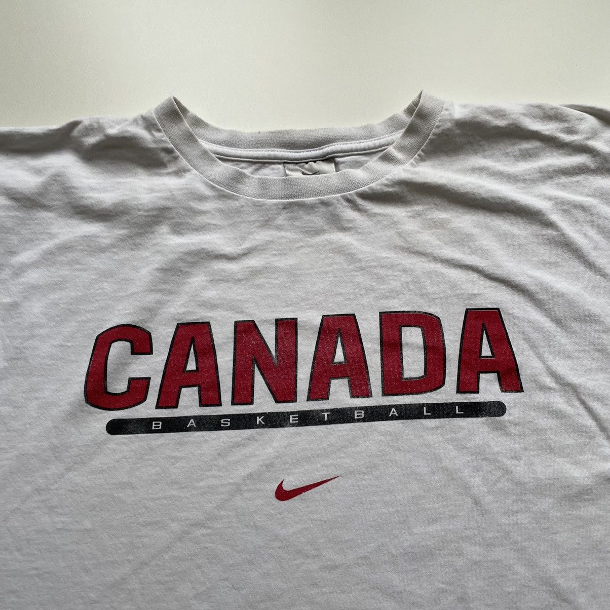 Nike × Vintage Vintage 2000s Nike Center Swoosh Canada Graphic T Shirt XXL Size US XXL / EU 58 / 5 - 2 Thumbnail