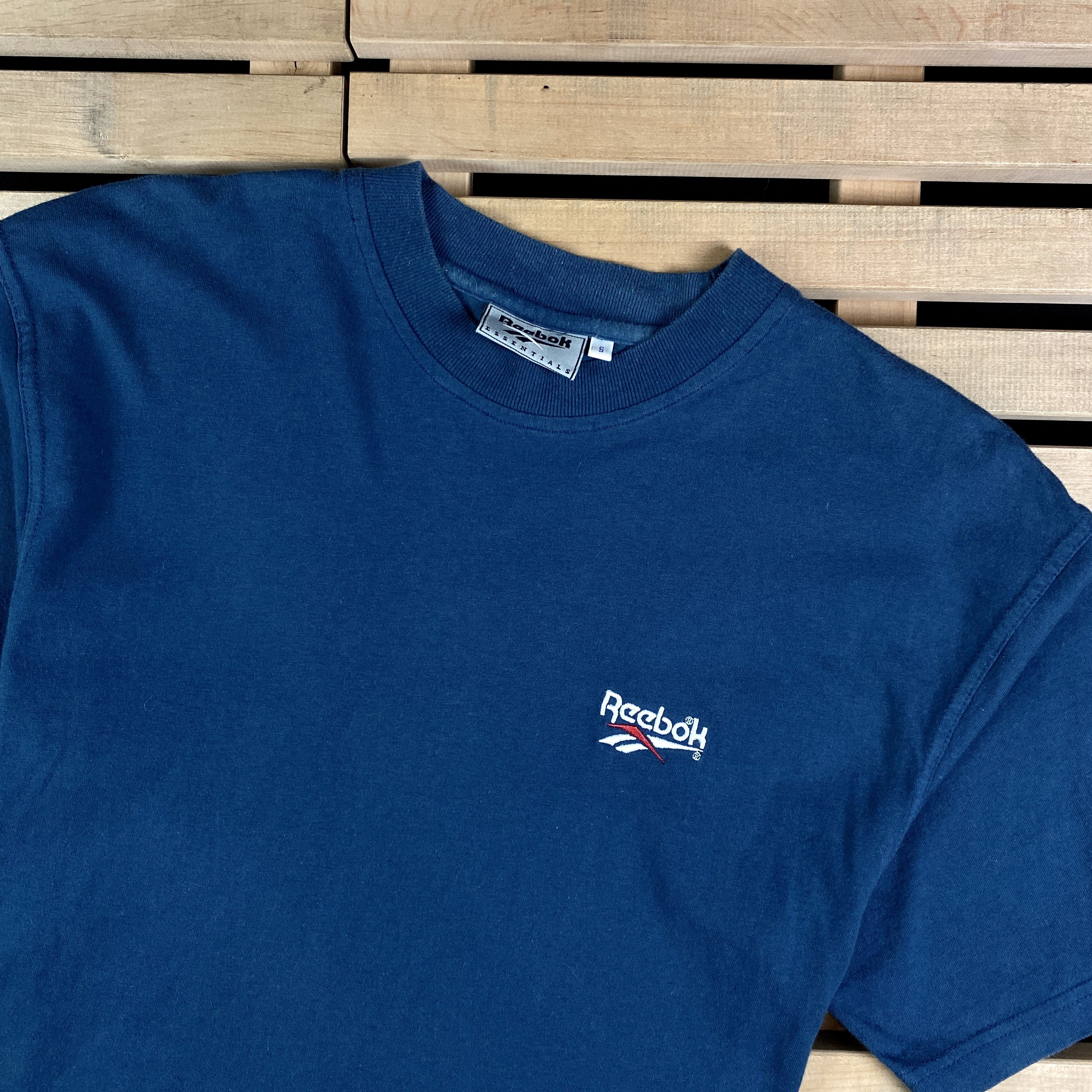 Reebok × Vintage Mens Vintage T Shirt Reebok Essentials Size S Blue Size US S / EU 44-46 / 1 - 2 Thumbnail