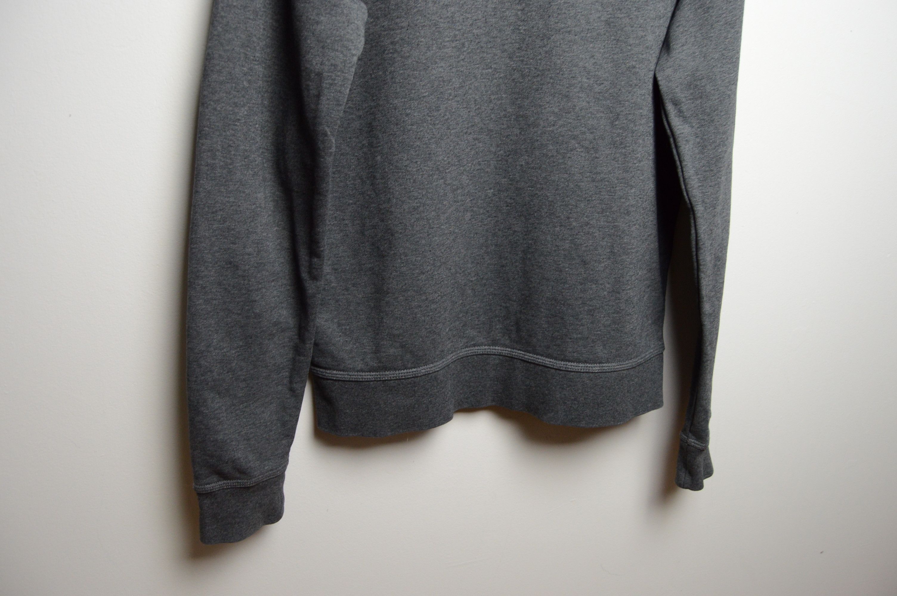 Nike nike swoosh y2k sweatshirt Size US M / EU 48-50 / 2 - 7 Thumbnail