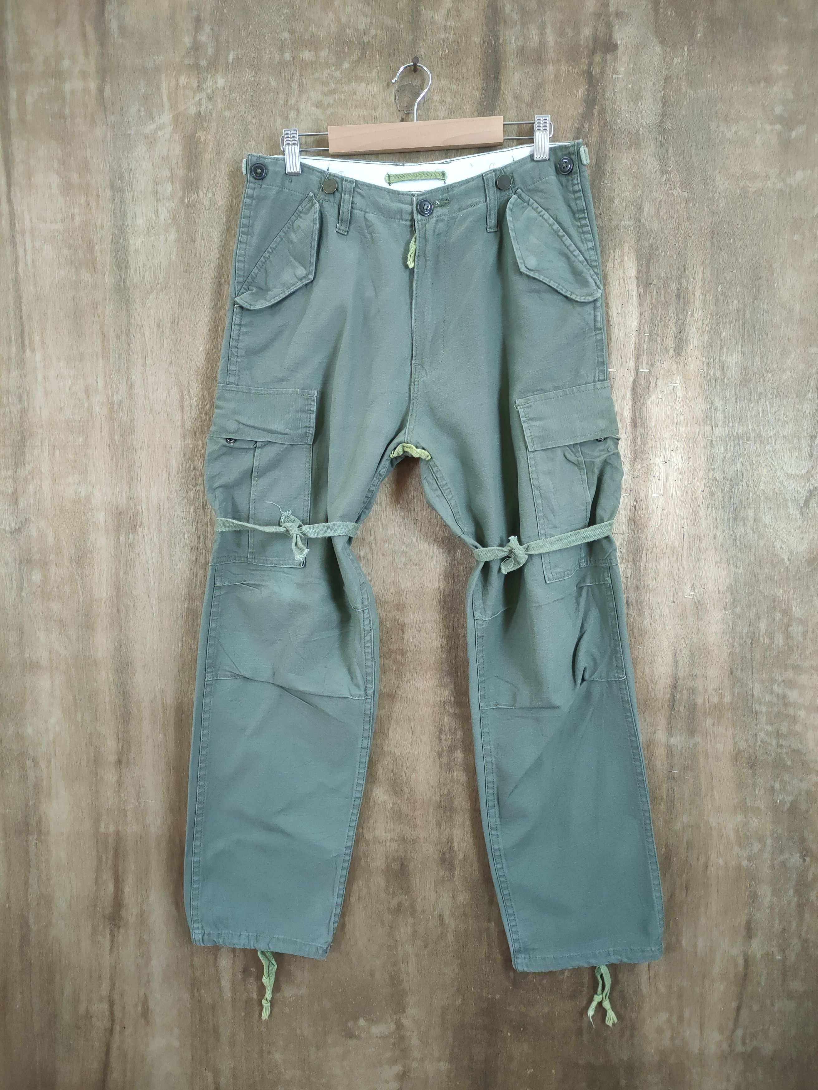 Japanese Brand W30 VINTAGE BONDAGE CARGO PANTS Size US 30 / EU 46 - 1 Thumbnail
