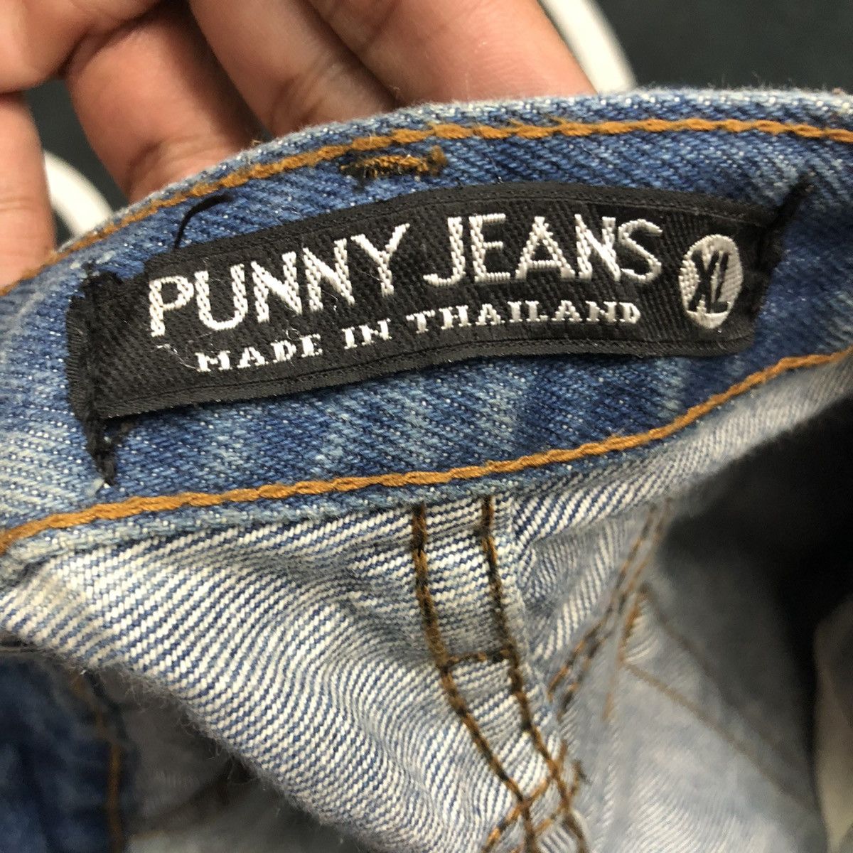 Vintage Vintage Punny Jeans Distressed Denim Pants W29 Size US 29 - 9 Thumbnail