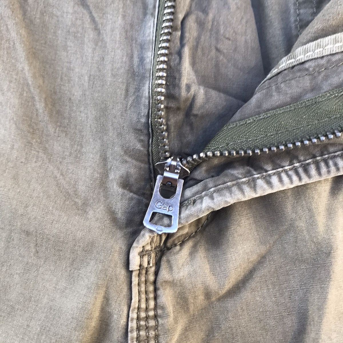 Japanese Brand Vintage Japanese Big Pocket Faded Tactical Cargo Pants Size US 32 / EU 48 - 4 Thumbnail