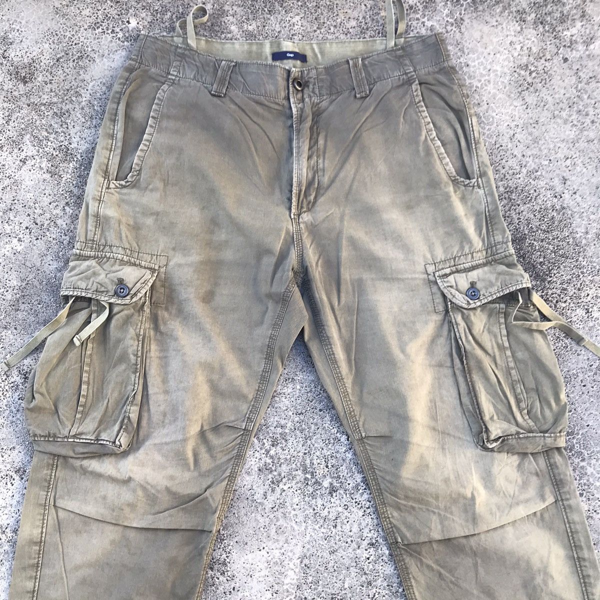 Japanese Brand Vintage Japanese Big Pocket Faded Tactical Cargo Pants Size US 32 / EU 48 - 2 Thumbnail