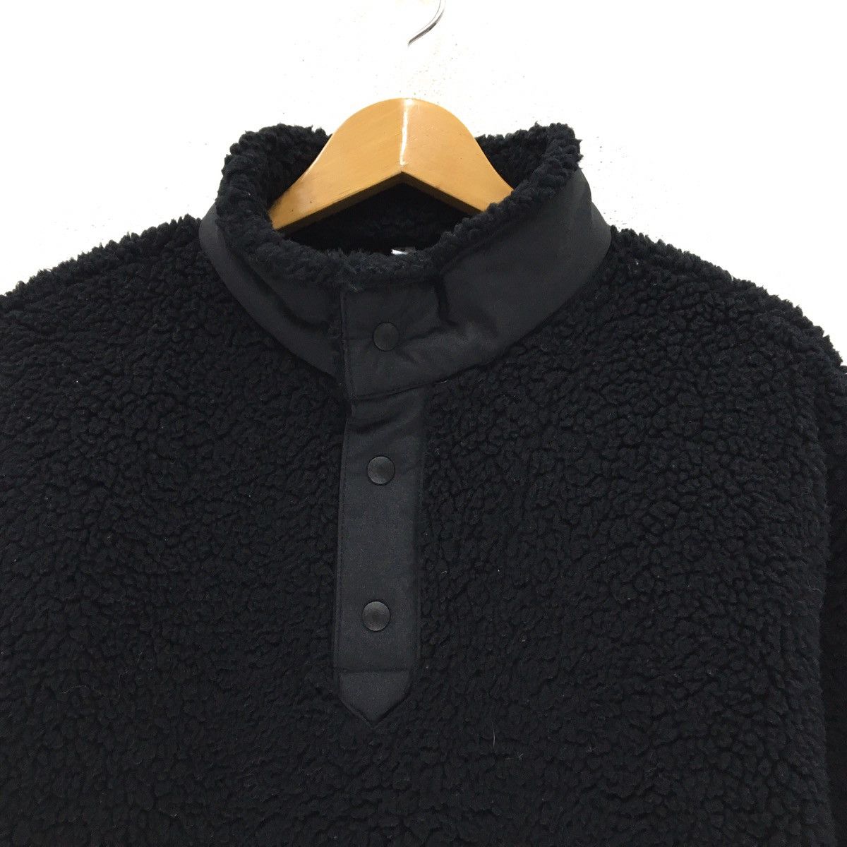 Japanese Brand × Uniqlo × White Mountaineering WHITE MOUNTAINEERING Uniqlo Sherpa Fleece Size US L / EU 52-54 / 3 - 5 Thumbnail