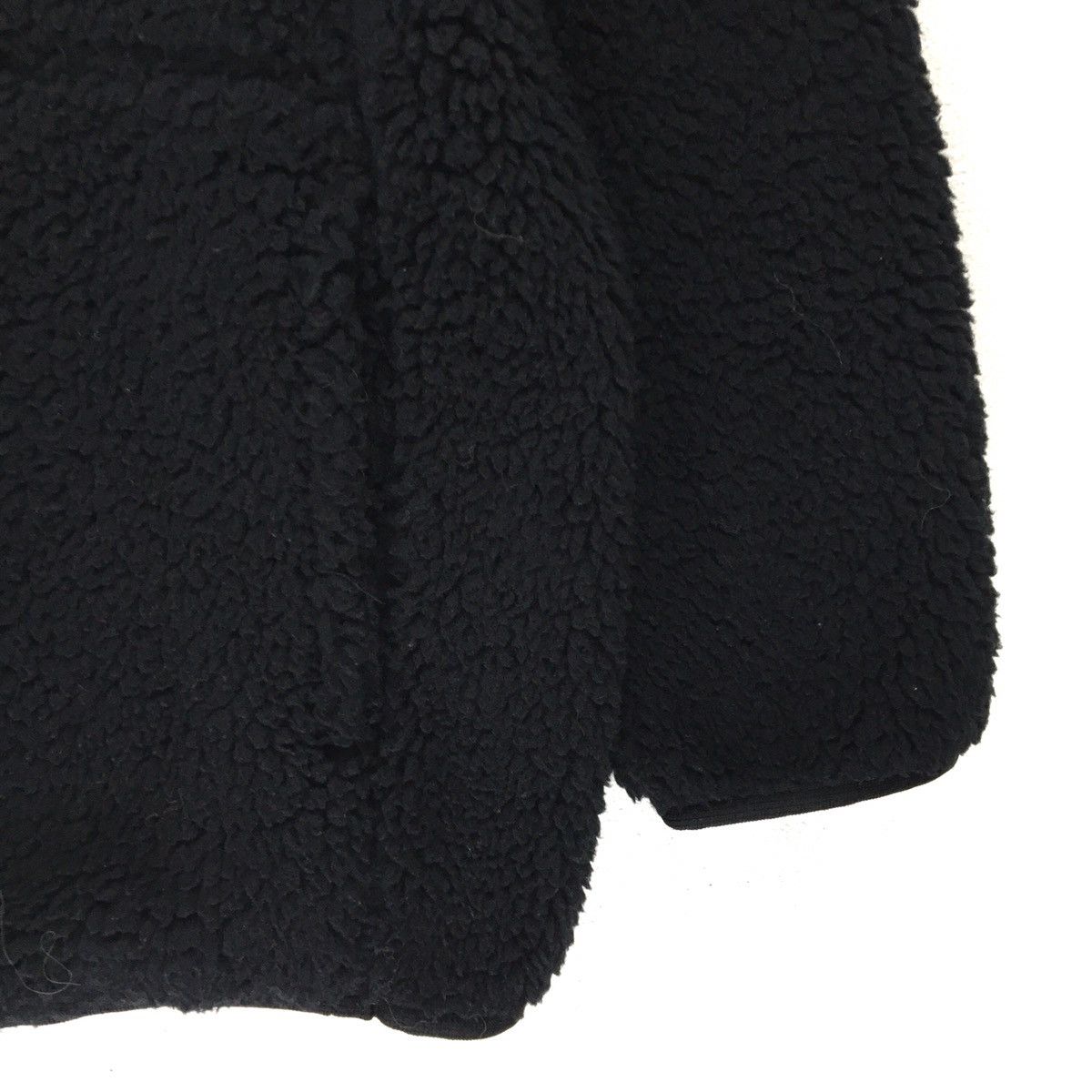Japanese Brand × Uniqlo × White Mountaineering WHITE MOUNTAINEERING Uniqlo Sherpa Fleece Size US L / EU 52-54 / 3 - 6 Thumbnail