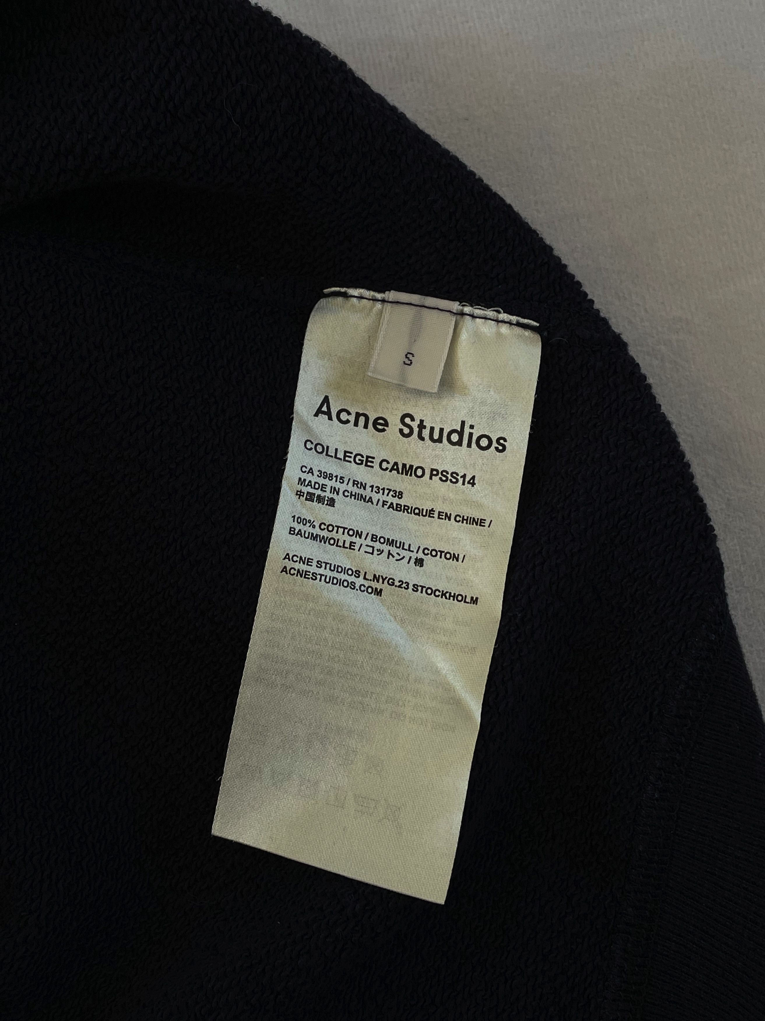 Acne Studios ⚡️QUICK SALE⚡️Acne Studios Blue Camo Sweater Size US S / EU 44-46 / 1 - 4 Thumbnail