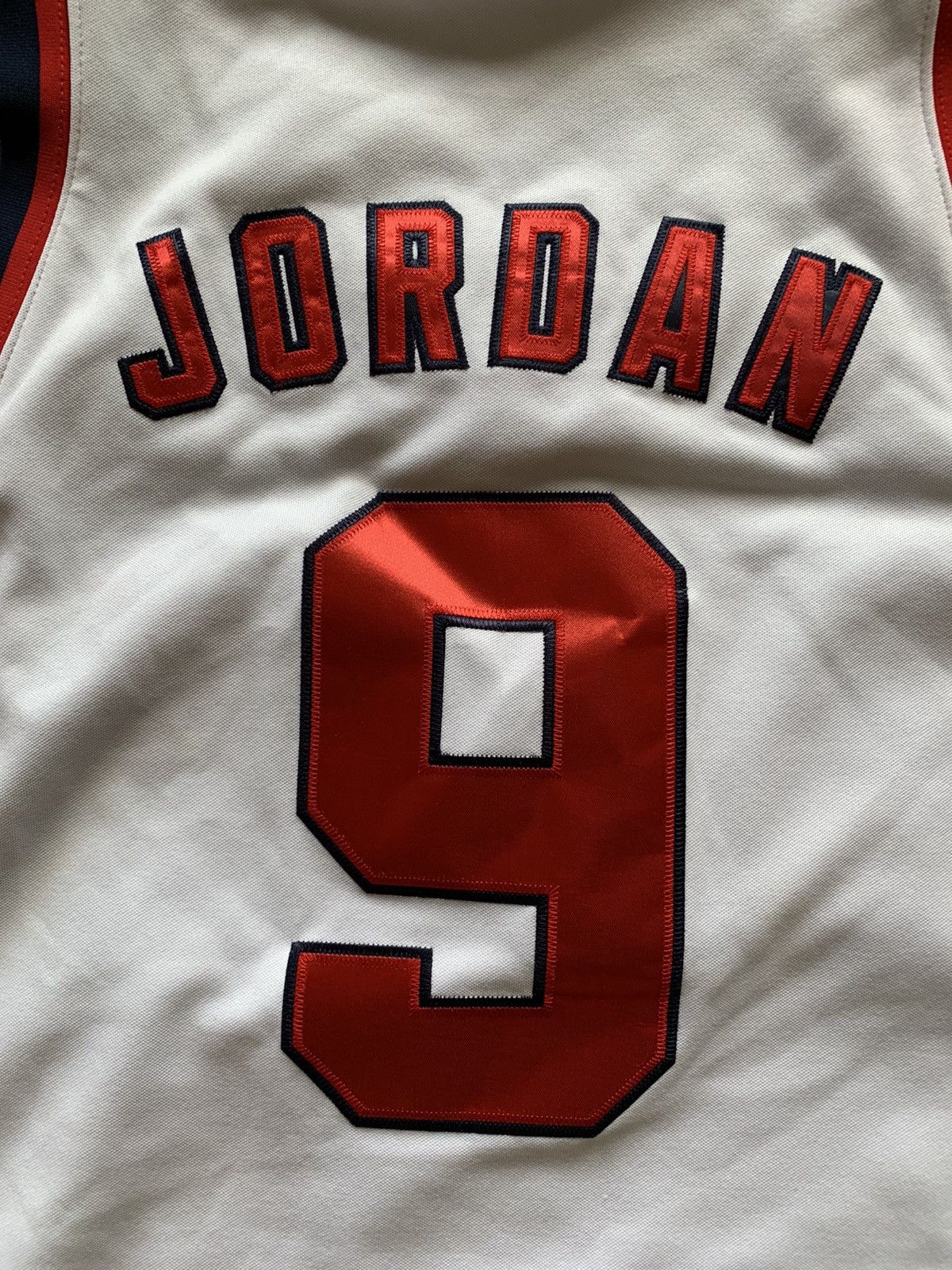 Jordan Brand × Nike × Vintage Jordan USA jersey Size US S / EU 44-46 / 1 - 7 Thumbnail