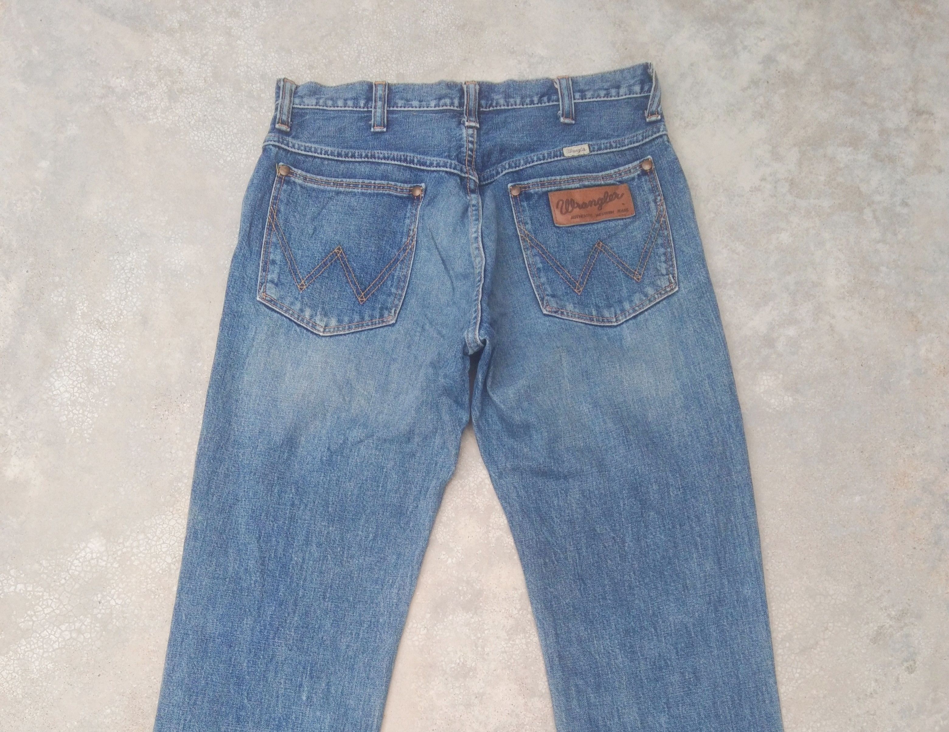 Japanese Brand Vintage Faded Blue Wrangler Jeans 30x30.5 Size US 30 / EU 46 - 2 Thumbnail