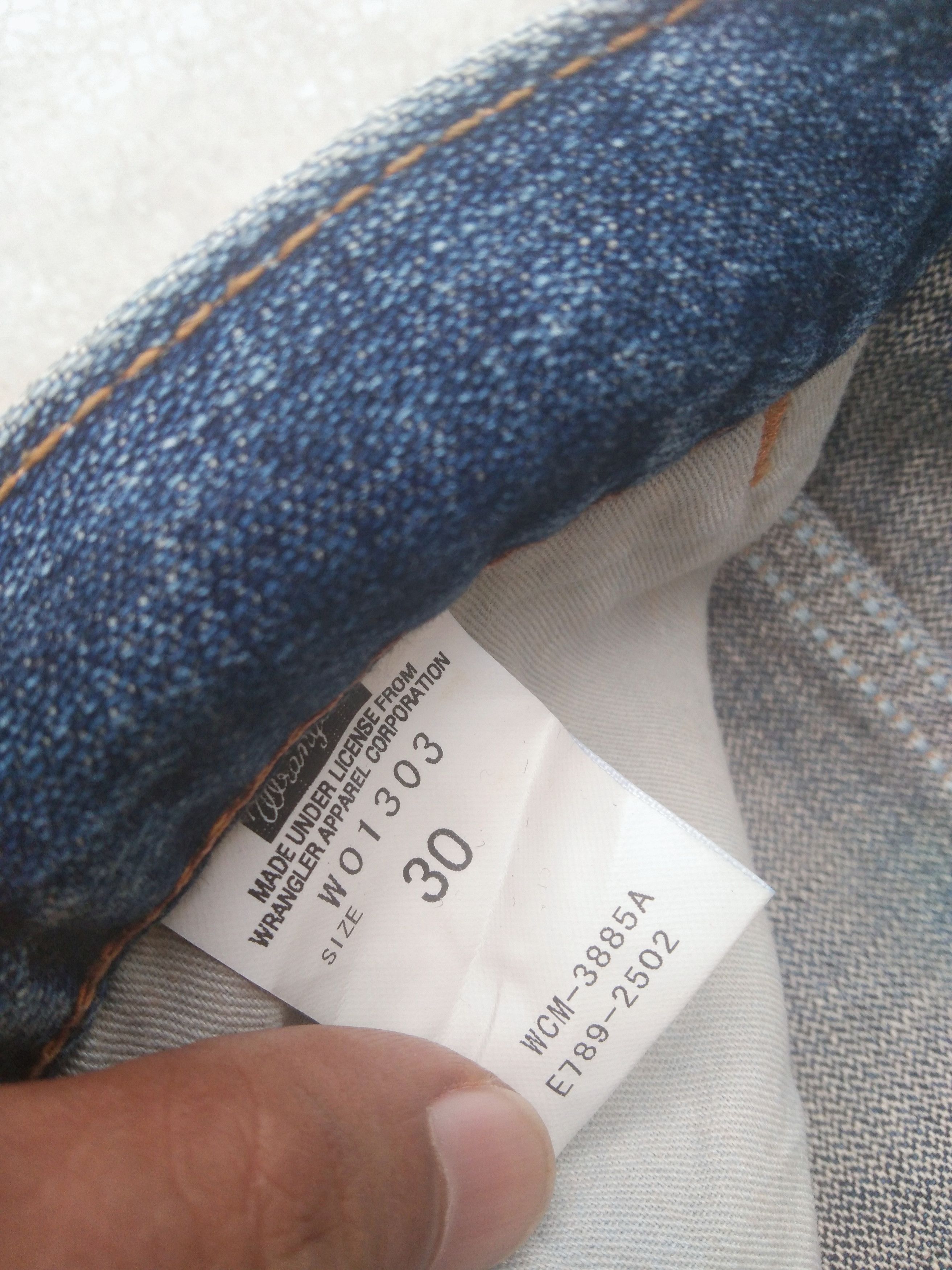 Japanese Brand Vintage Faded Blue Wrangler Jeans 30x30.5 Size US 30 / EU 46 - 7 Thumbnail