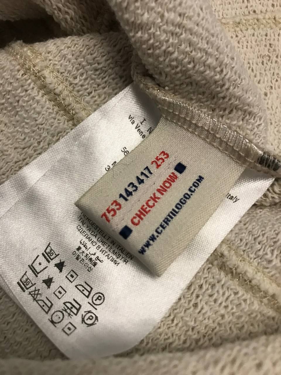 Moncler × Vintage Vintage Moncler Gold Sleeveless Sweater Maglia Girocollo Size US S / EU 44-46 / 1 - 12 Thumbnail