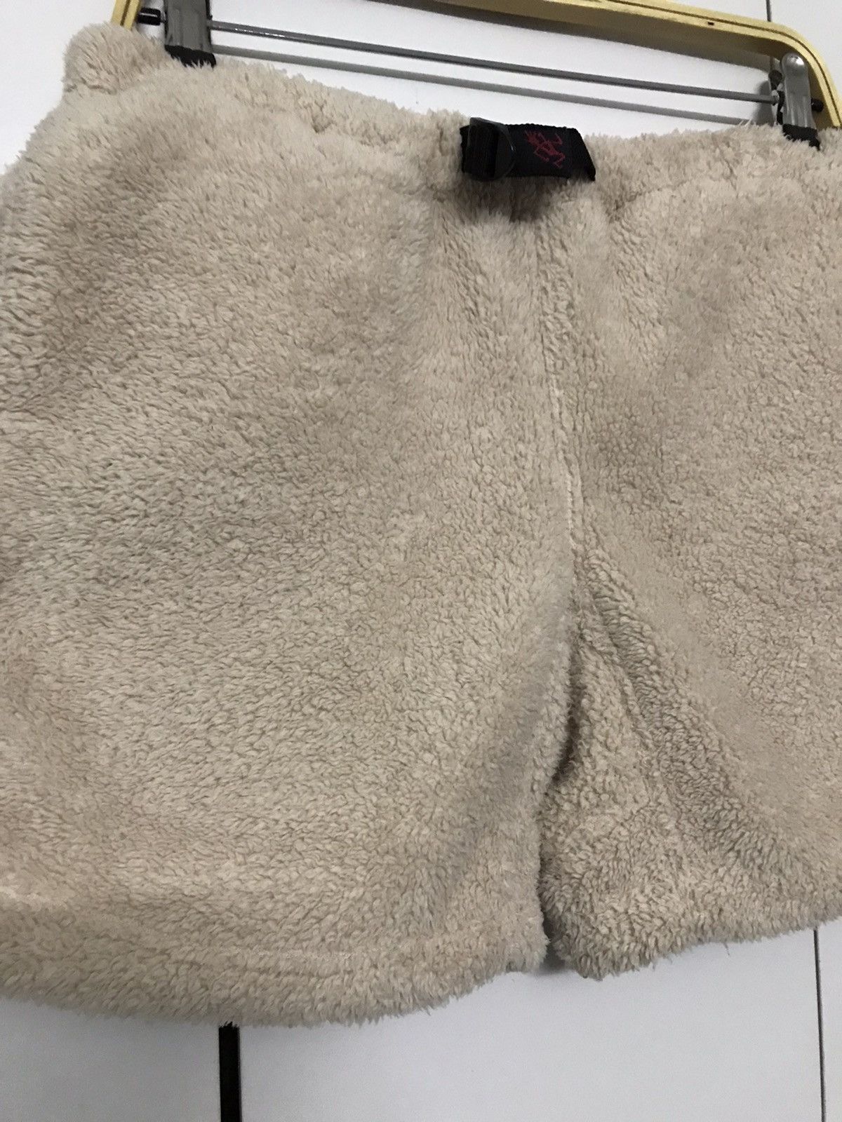 Gramicci Gramicci fur shorts pants Size US 31 - 3 Thumbnail