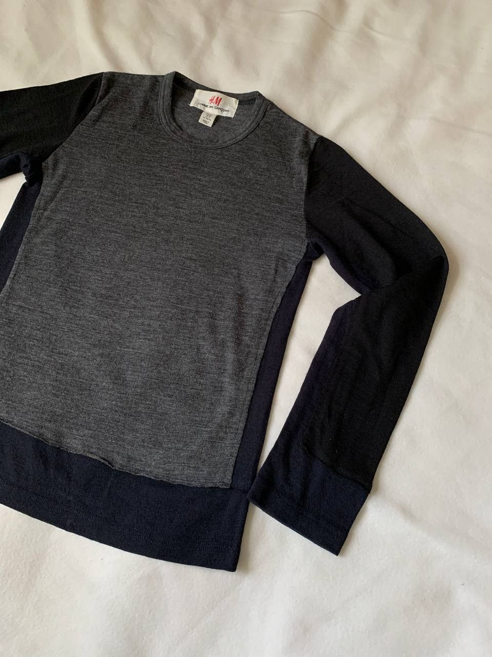 Comme des Garcons × H&M Comme des Garcons x H&M Wool Long sleeve Size US XS / EU 42 / 0 - 3 Thumbnail
