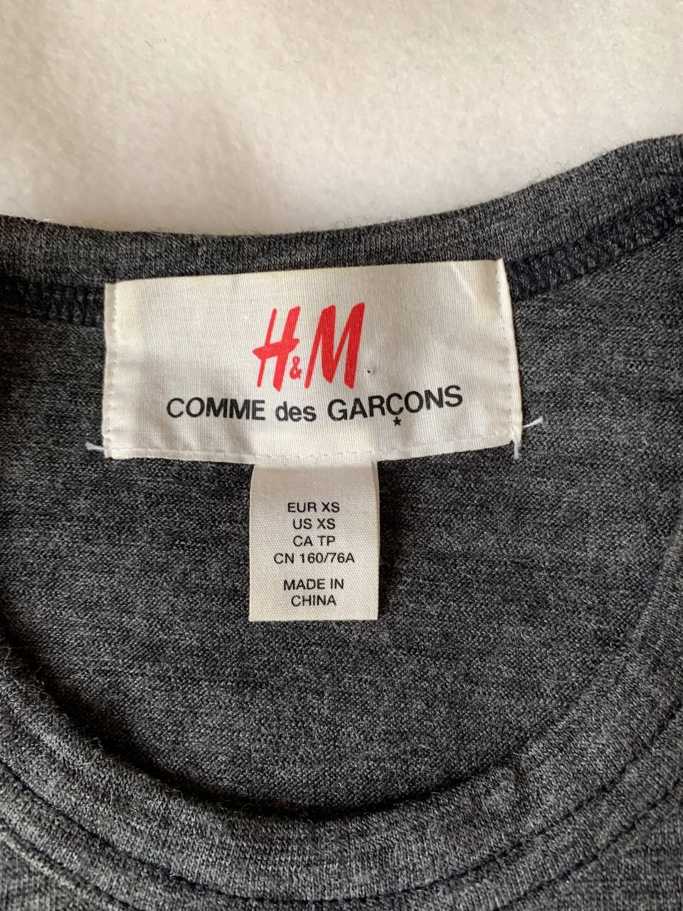 Comme des Garcons × H&M Comme des Garcons x H&M Wool Long sleeve Size US XS / EU 42 / 0 - 2 Thumbnail