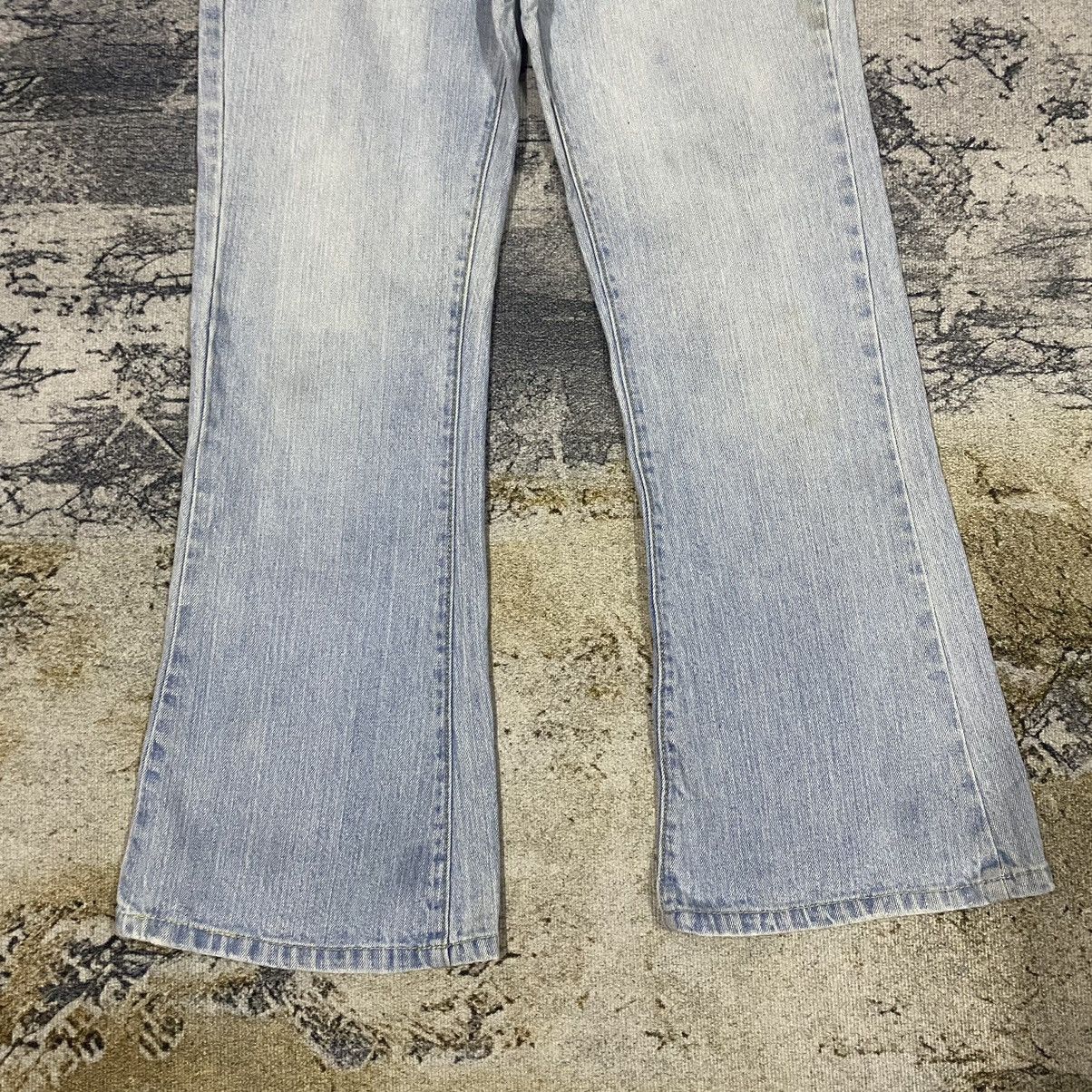 Levi's × Vintage Vintage Levis Light Washed Flare Jeans Size 28" / US 6 / IT 42 - 3 Thumbnail