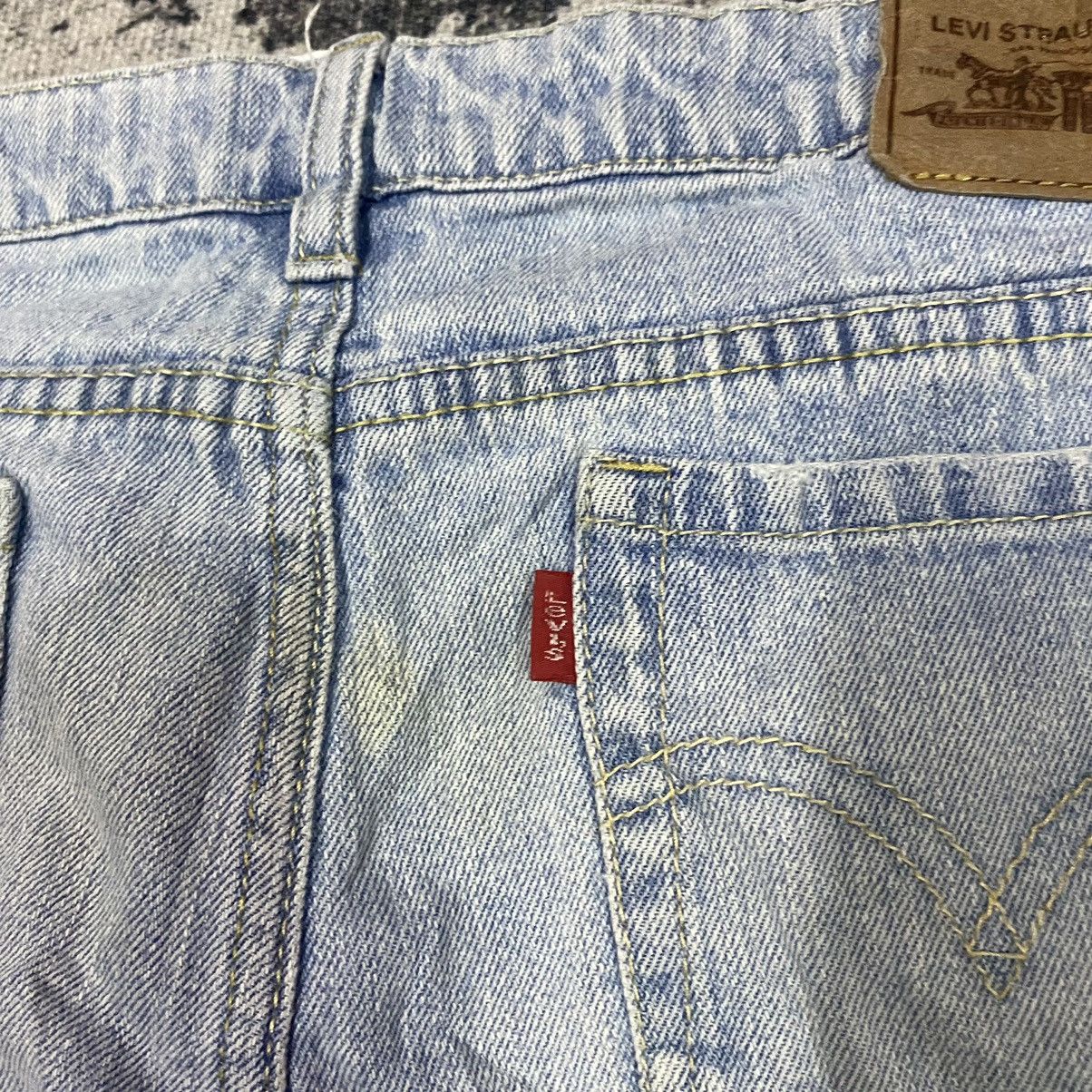 Levi's × Vintage Vintage Levis Light Washed Flare Jeans Size 28" / US 6 / IT 42 - 9 Thumbnail