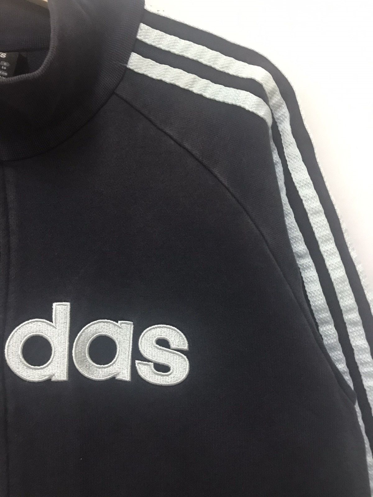 Adidas × Japanese Brand Adidas Sweater Three Stripe Big Logo Spell Out Size US M / EU 48-50 / 2 - 4 Thumbnail