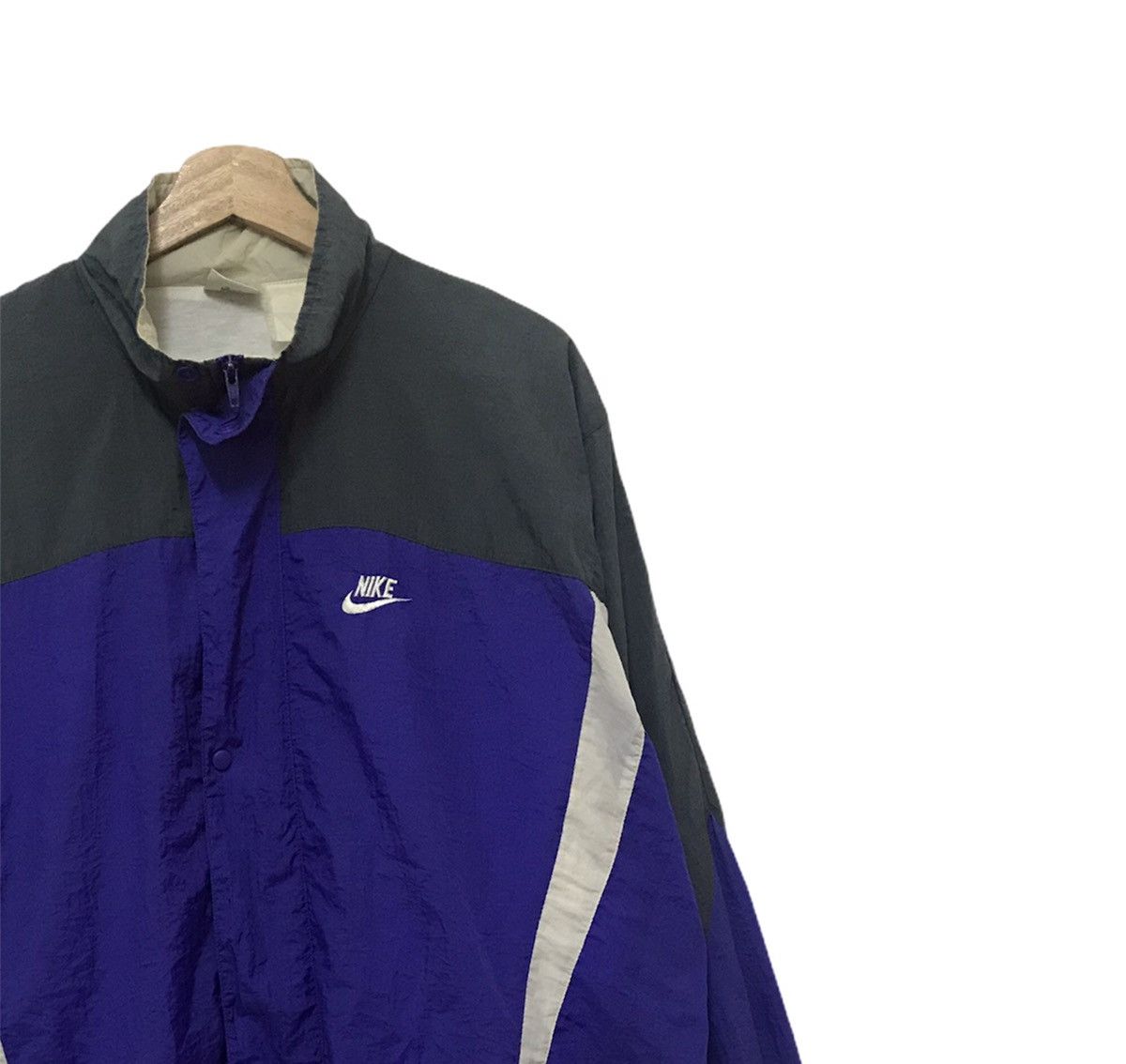 Nike Vintage 90s Nike Swoosh Light Jacket Colour Block Small Logo Size US L / EU 52-54 / 3 - 6 Thumbnail