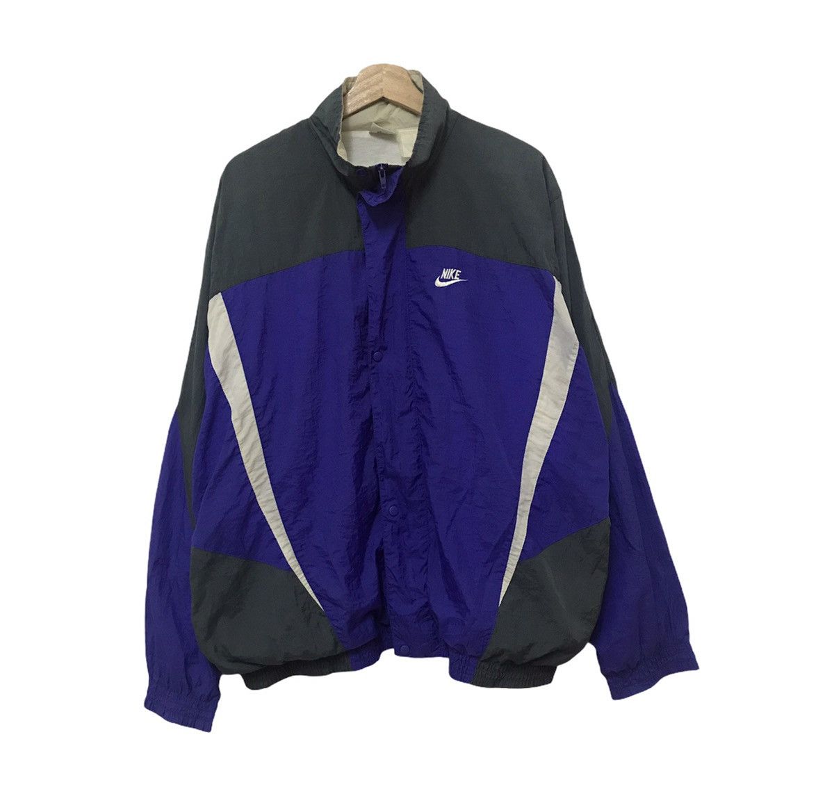 Nike Vintage 90s Nike Swoosh Light Jacket Colour Block Small Logo Size US L / EU 52-54 / 3 - 1 Thumbnail