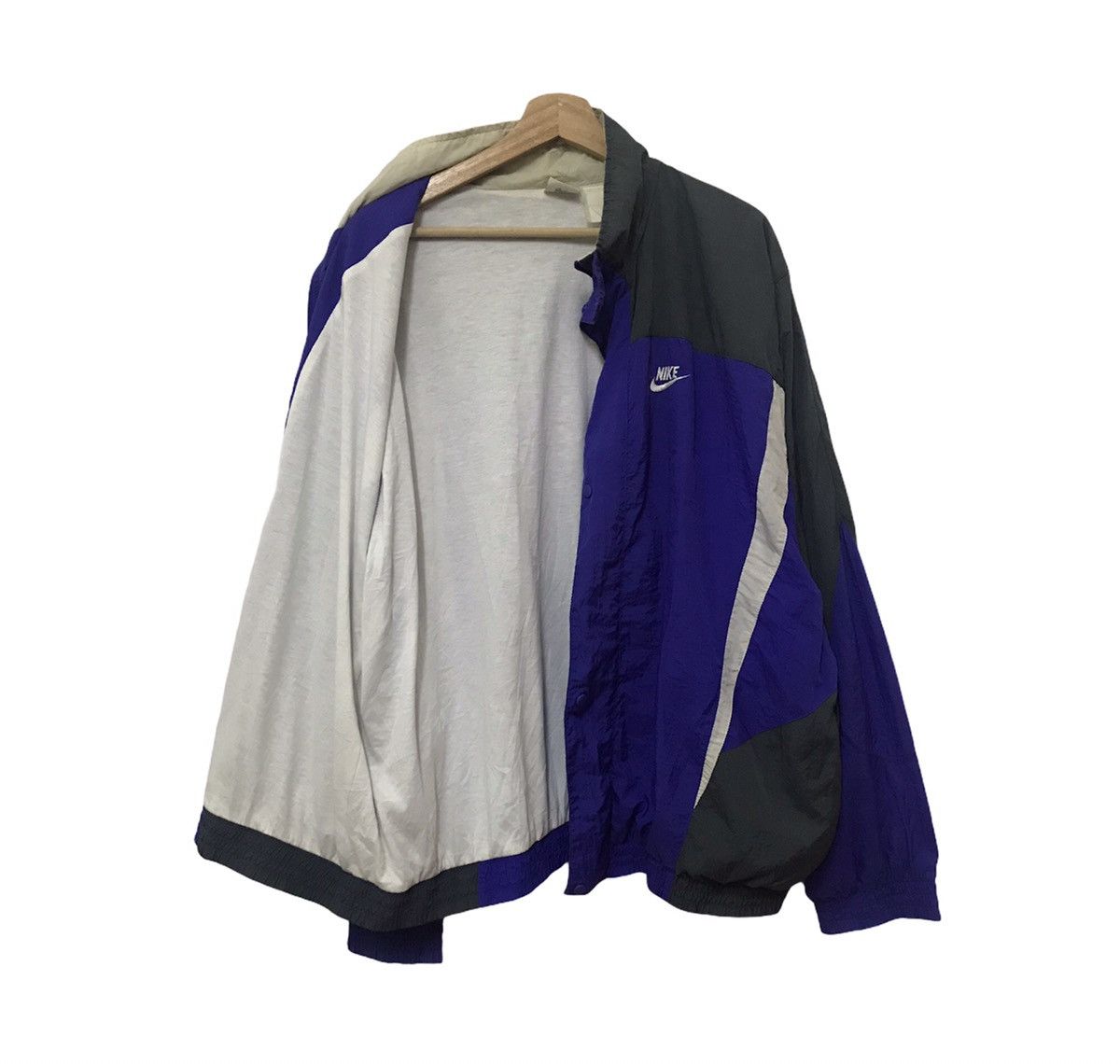 Nike Vintage 90s Nike Swoosh Light Jacket Colour Block Small Logo Size US L / EU 52-54 / 3 - 3 Thumbnail
