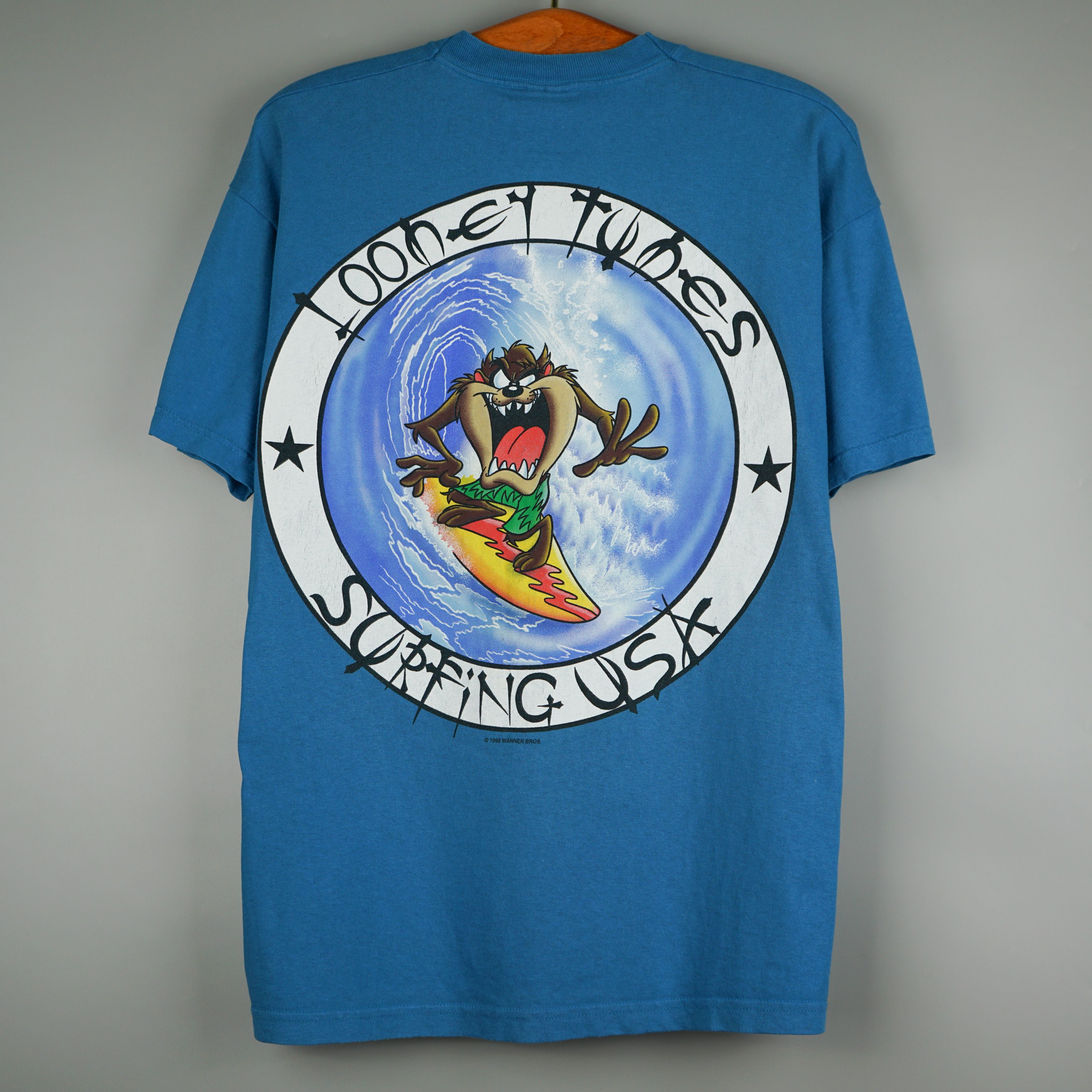 Cartoon Network × Vintage 1998 Tasmanian Devil Taz t-shirt Surfing USA Size US L / EU 52-54 / 3 - 1 Thumbnail
