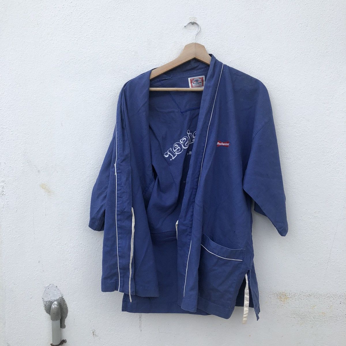 Budweiser VINTAGE BUDWEISER KING OF BEER BIG LOGO KIMONO JAPAN Size US M / EU 48-50 / 2 - 9 Thumbnail