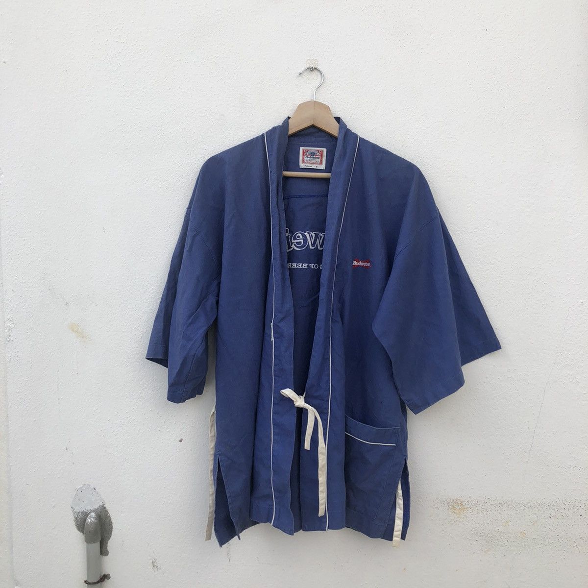Budweiser VINTAGE BUDWEISER KING OF BEER BIG LOGO KIMONO JAPAN Size US M / EU 48-50 / 2 - 2 Thumbnail