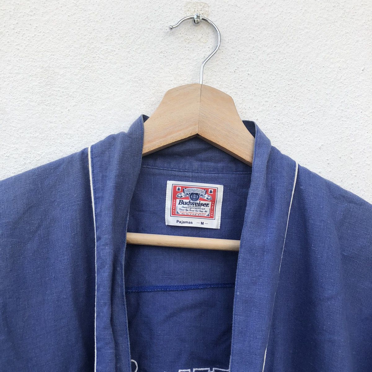Budweiser VINTAGE BUDWEISER KING OF BEER BIG LOGO KIMONO JAPAN Size US M / EU 48-50 / 2 - 5 Thumbnail