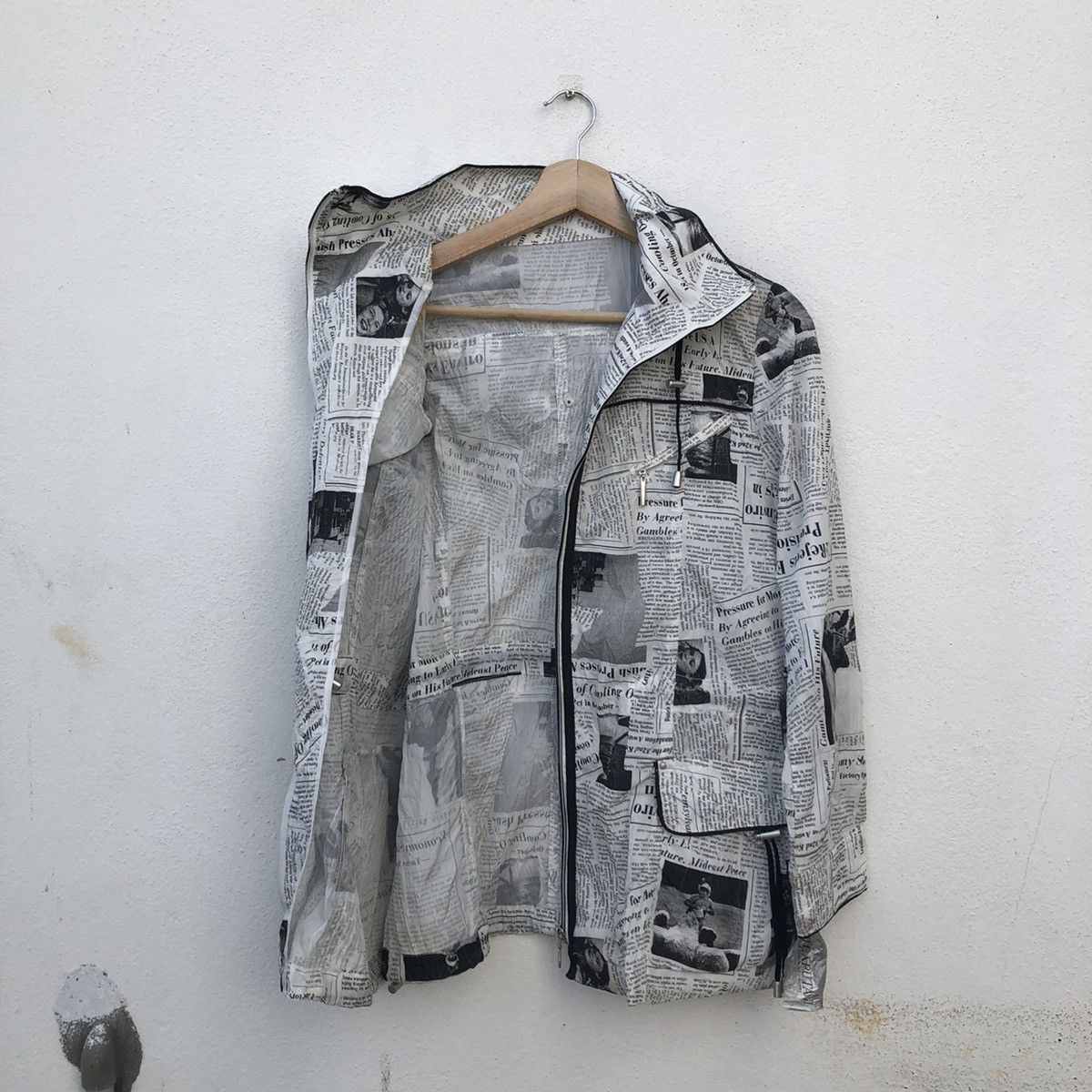 Japanese Brand RAFF SIMON INSPIRED NEWSPAPER JACKET BY JAPANESE BRAND Size US M / EU 48-50 / 2 - 11 Thumbnail