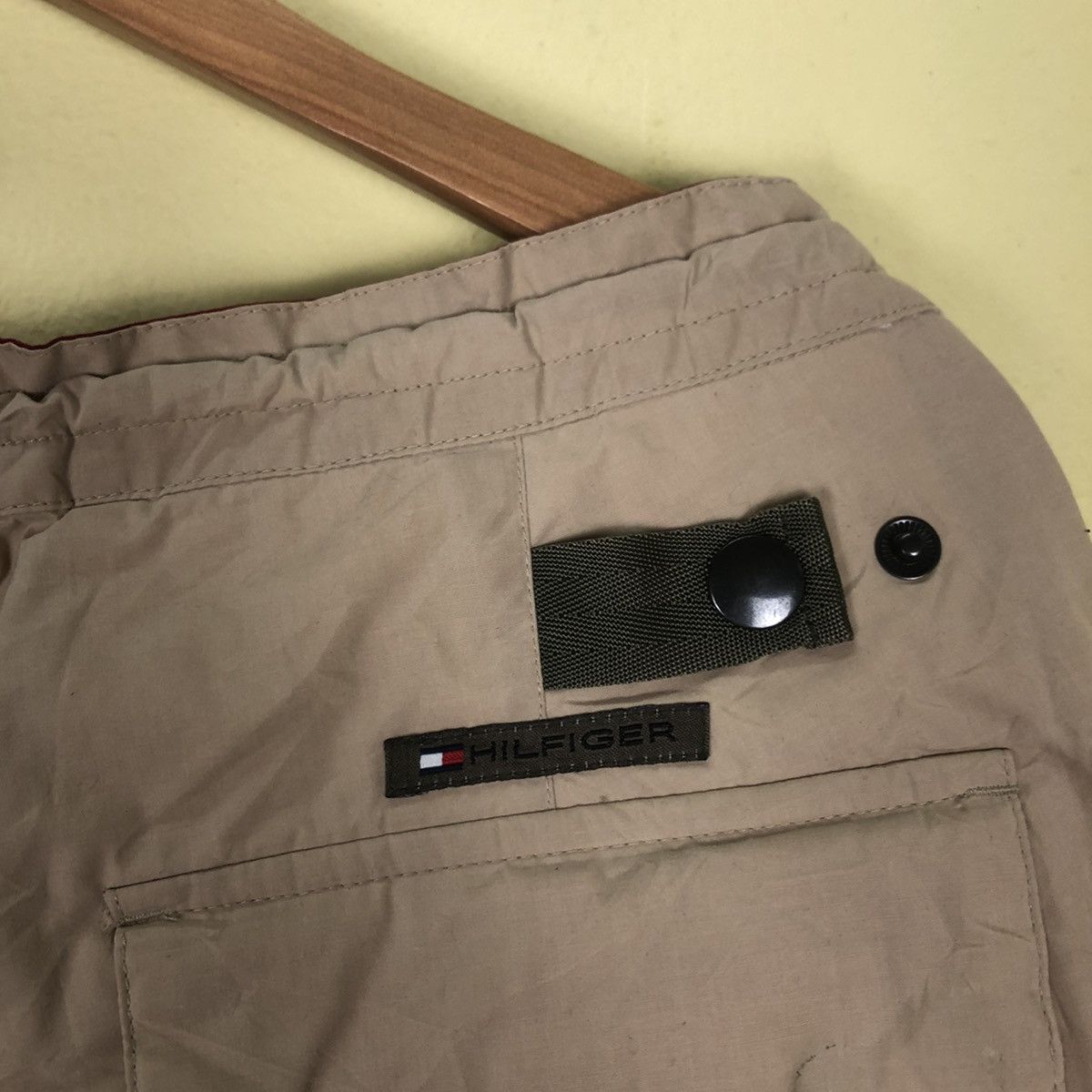Tommy Hilfiger Authentic Tommy Hilfiger Cargo Pants Size US 31 - 13 Thumbnail