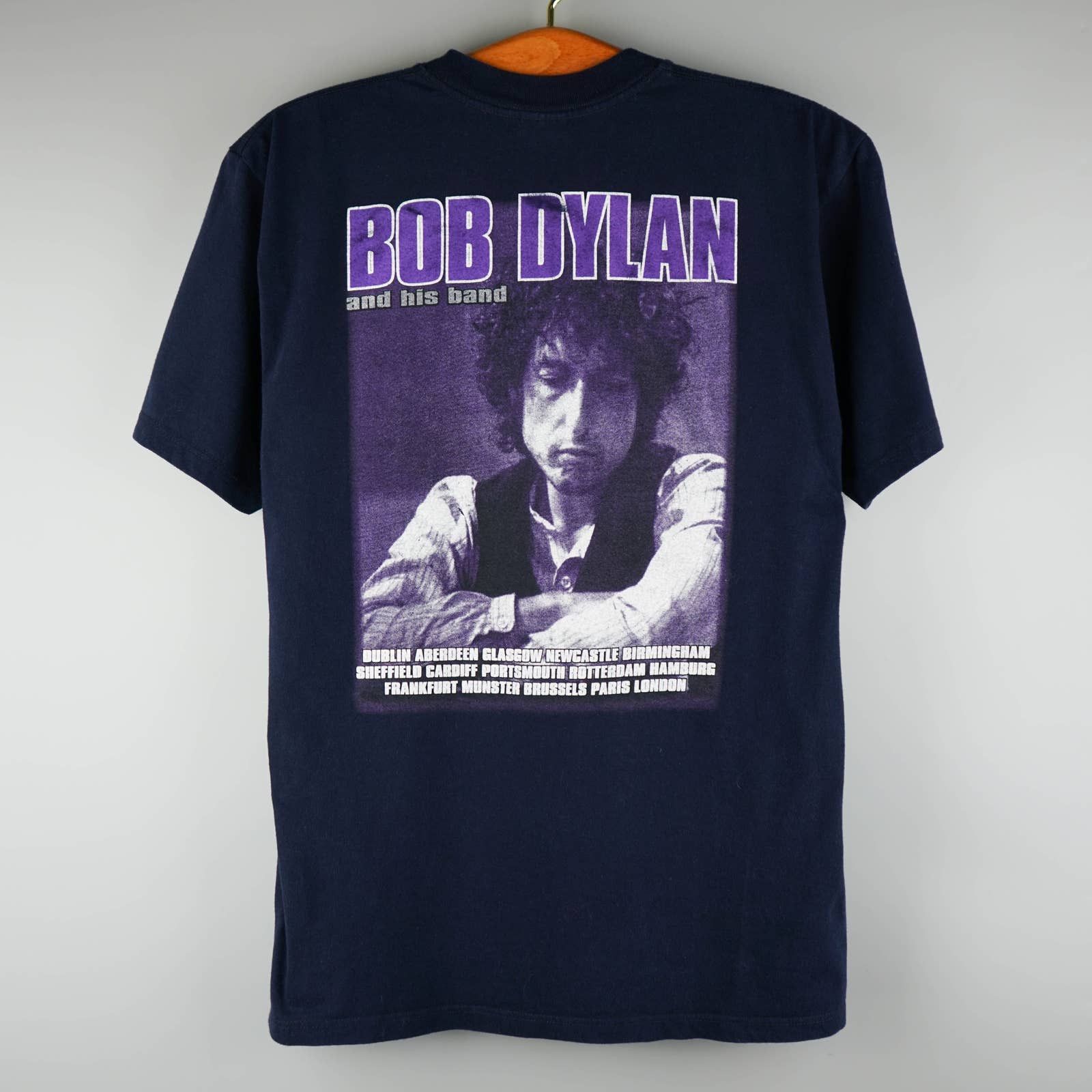 Band Tees × Vintage Vintage 2004 Bob Dylan And His Band Concert T-Shirt Size US M / EU 48-50 / 2 - 4 Thumbnail