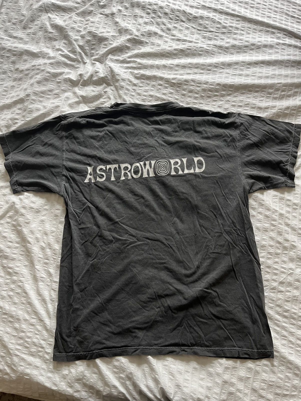 Travis Scott Travis Scott Astroworld Lollapalooza T-Shirt Size US XL / EU 56 / 4 - 2 Thumbnail